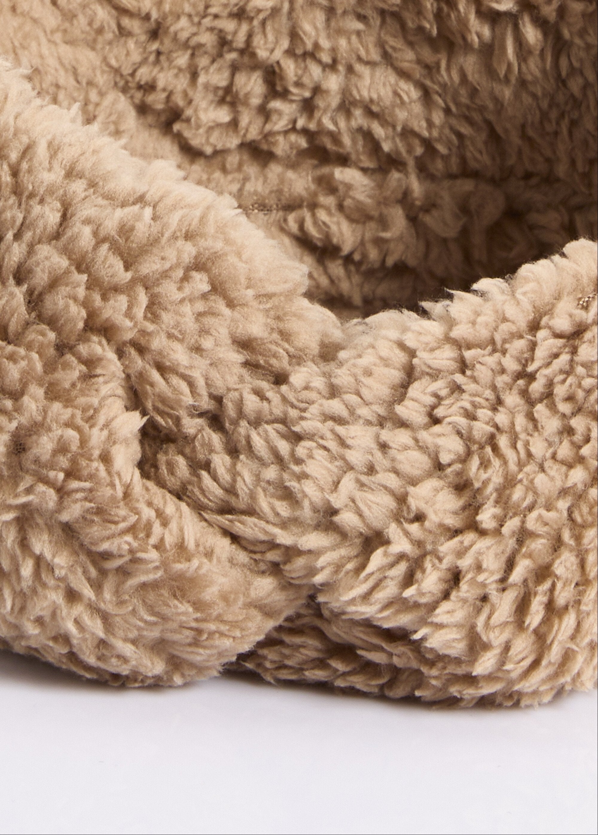 Diadema_cálida_de_polar,_estilo_sherpa_liso_Lunar_DE1_slim