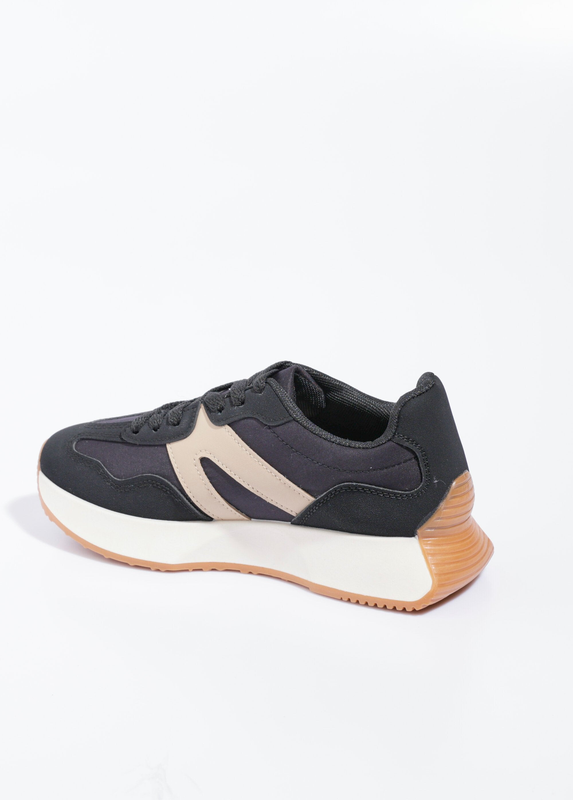 Zapatillas_deportivas_con_cuña_para_correr_Negro_DO1_slim