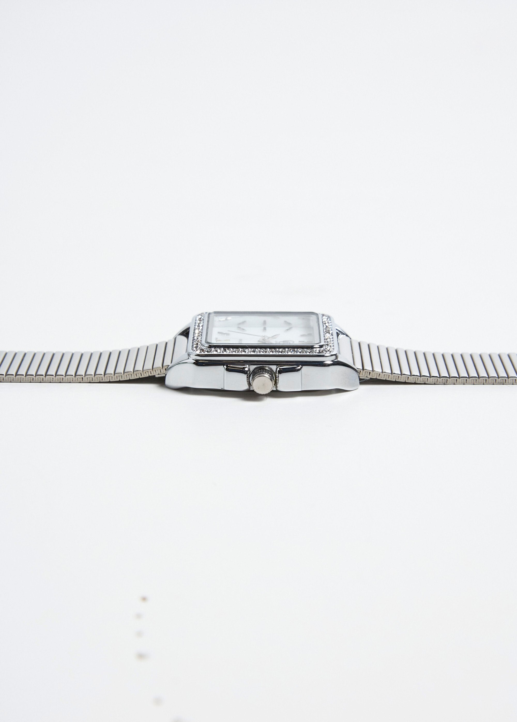 Reloj_cuadrado_de_acero_inoxidable_con_pedrería._Plata_DE3_slim
