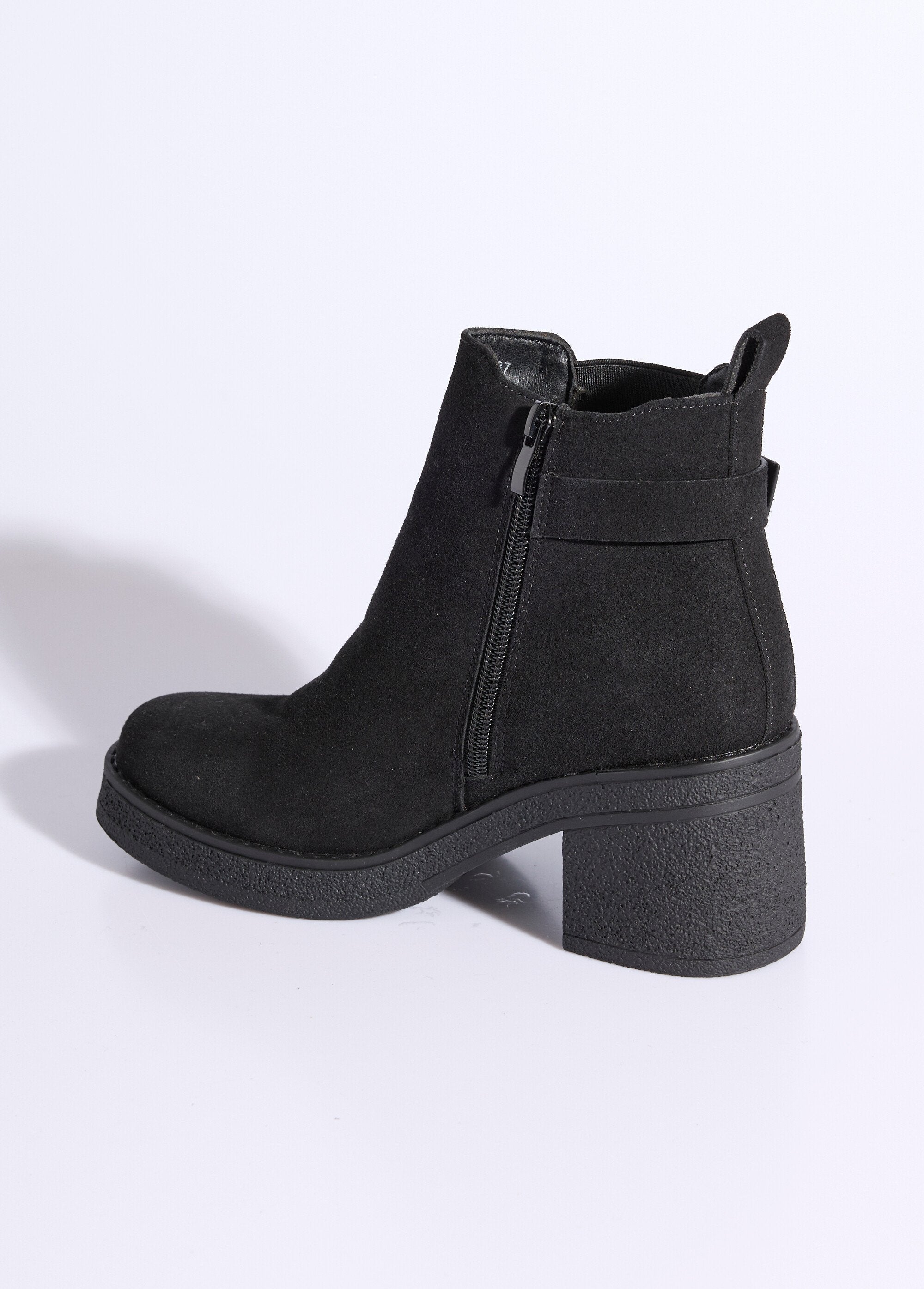 Botas_de_tacón_alto_con_suela_de_crepé_Negro_DO1_slim