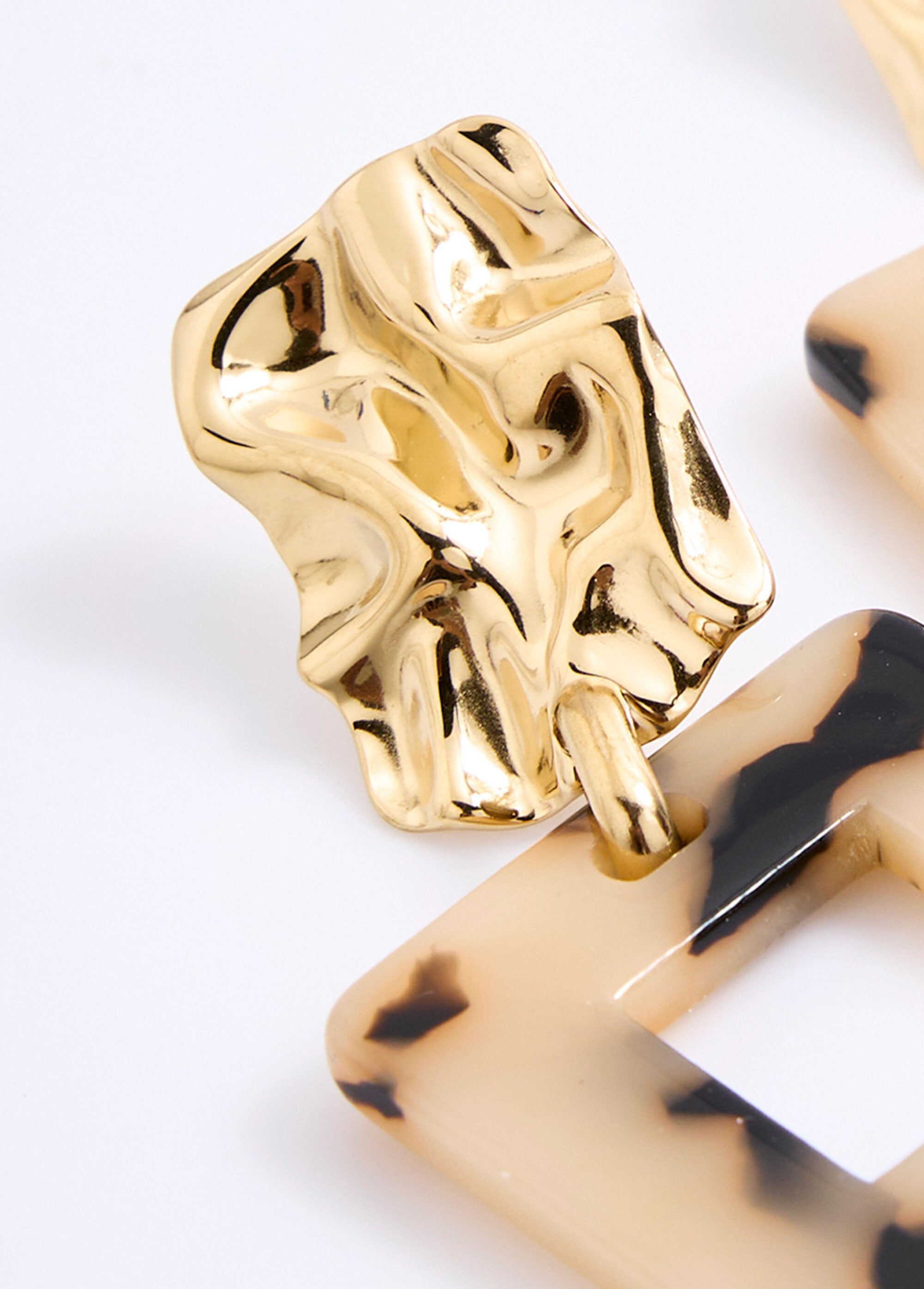 Pendientes_colgantes_cuadrados_calados_Oro_y_carey_DE1_slim