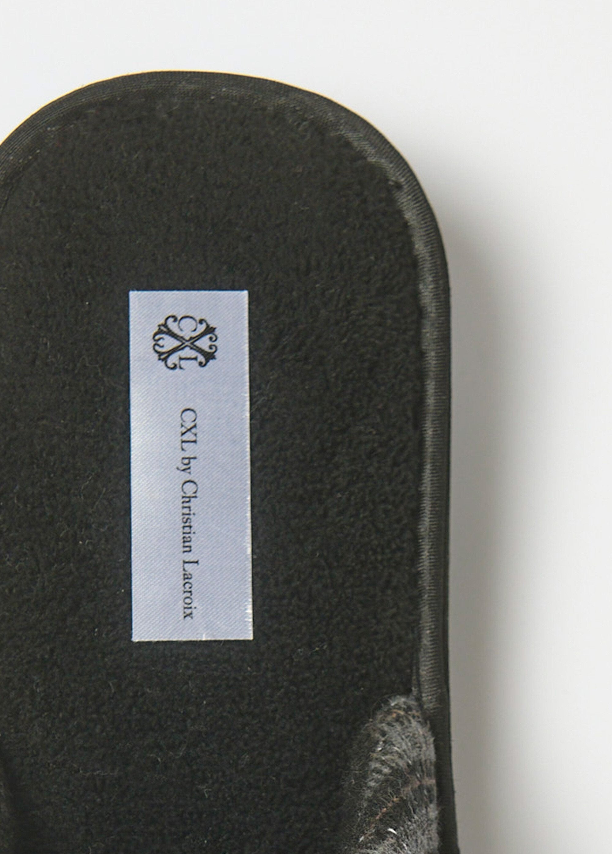 Zapatillas_de_mule_a_cuadros_Azulejos_grises_DE1_slim