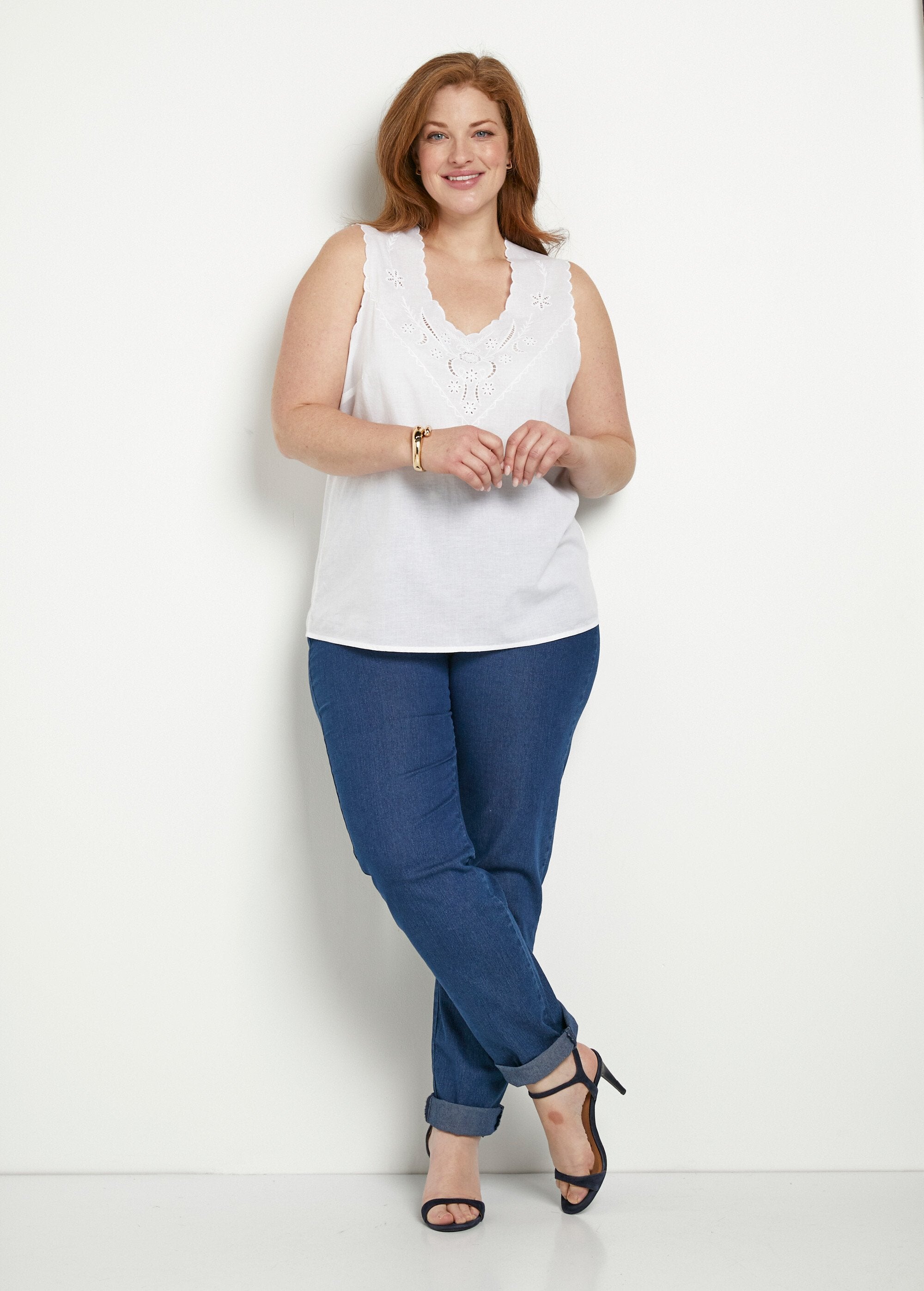 Camiseta_de_tirantes_de_algodón_lisa_bordada_Blanco,_Blanca_SF1_curvy