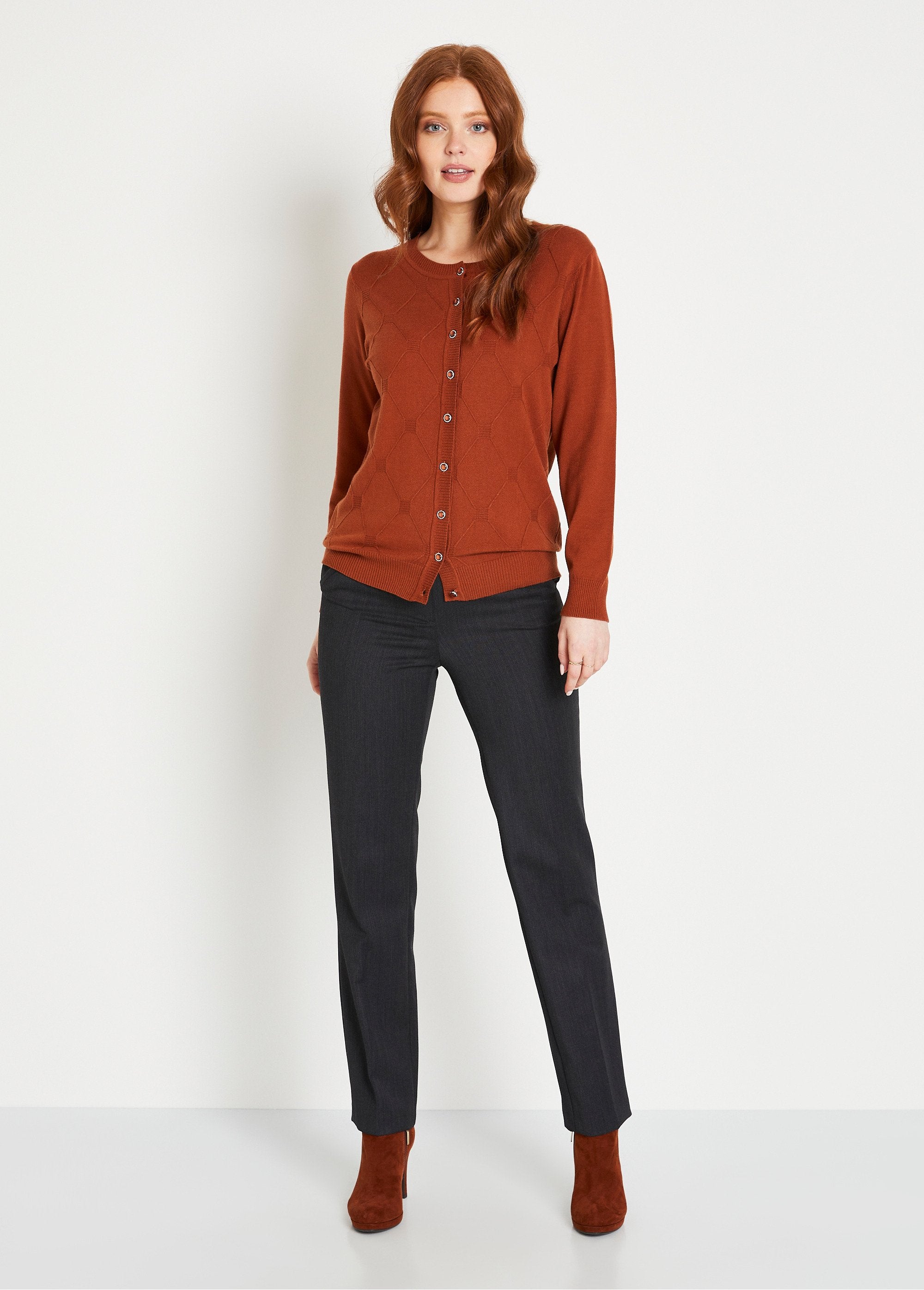 Cárdigan,_liso,_abotonado,_mezcla_de_modal_Avellana_SF1_slim