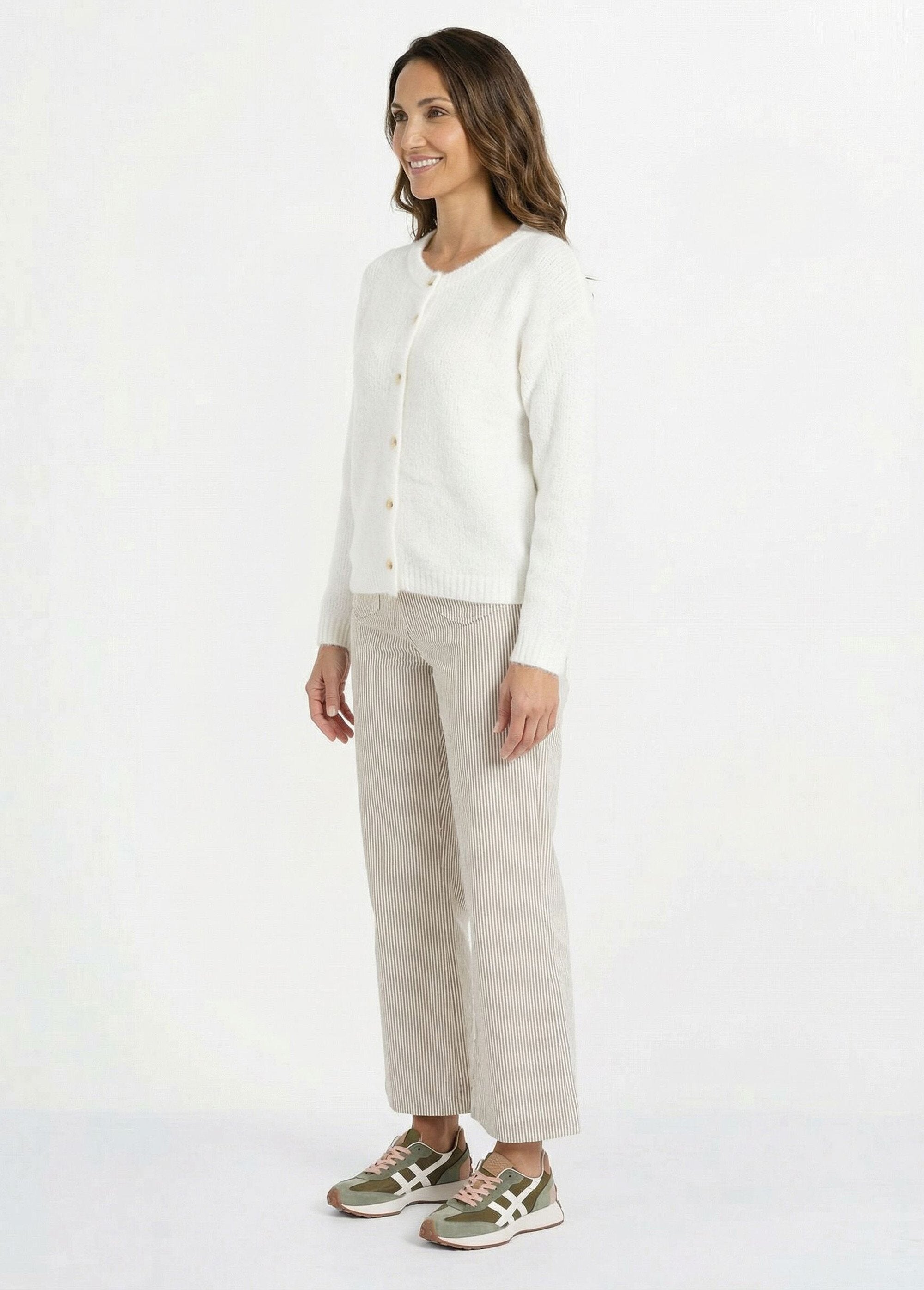 Gilet_col_rond_en_maille_avec_laine_Blanc_GA1_slim