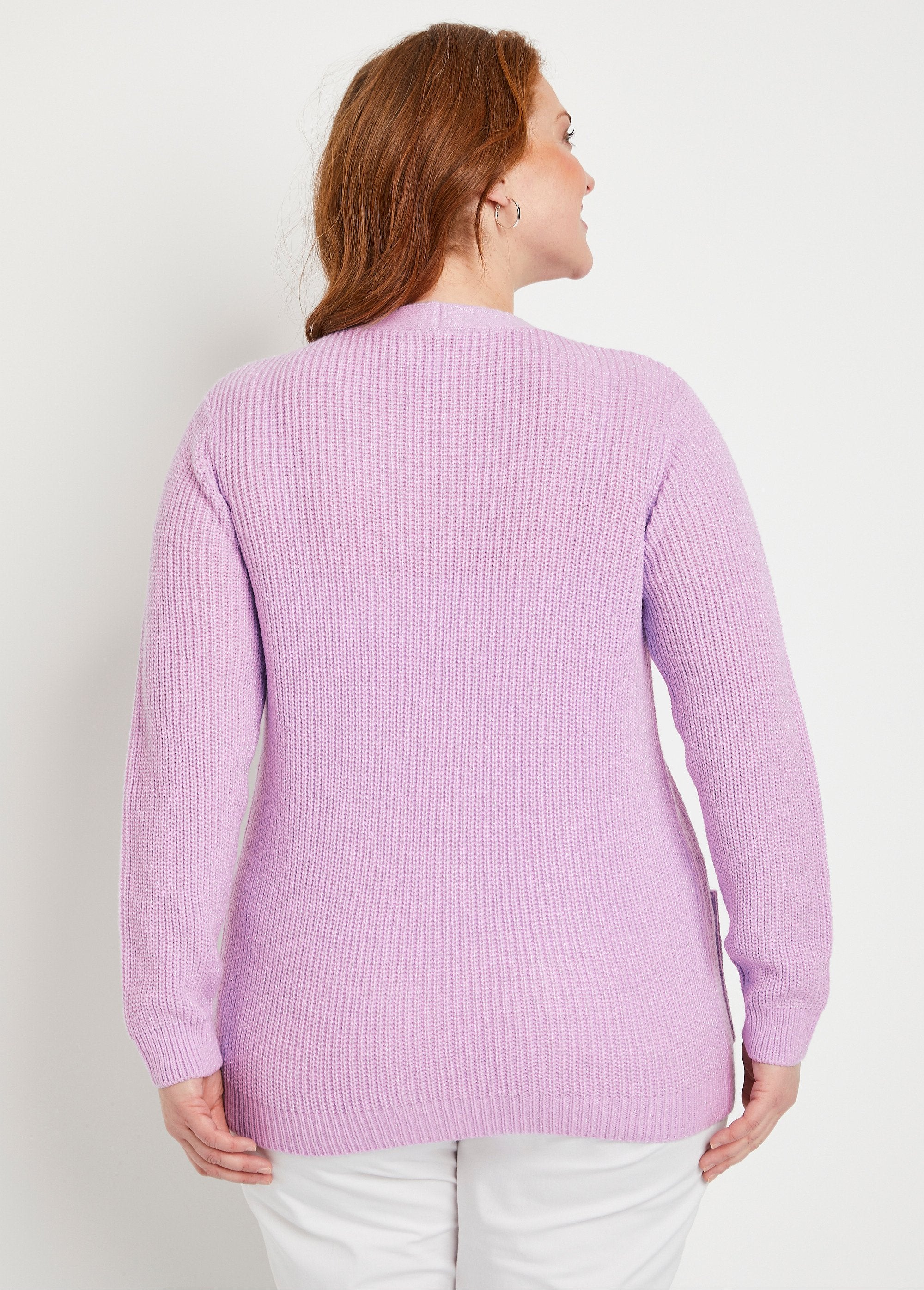 Cárdigan_largo_con_botones_brillantes_y_manga_larga_Lila_DO1_curvy