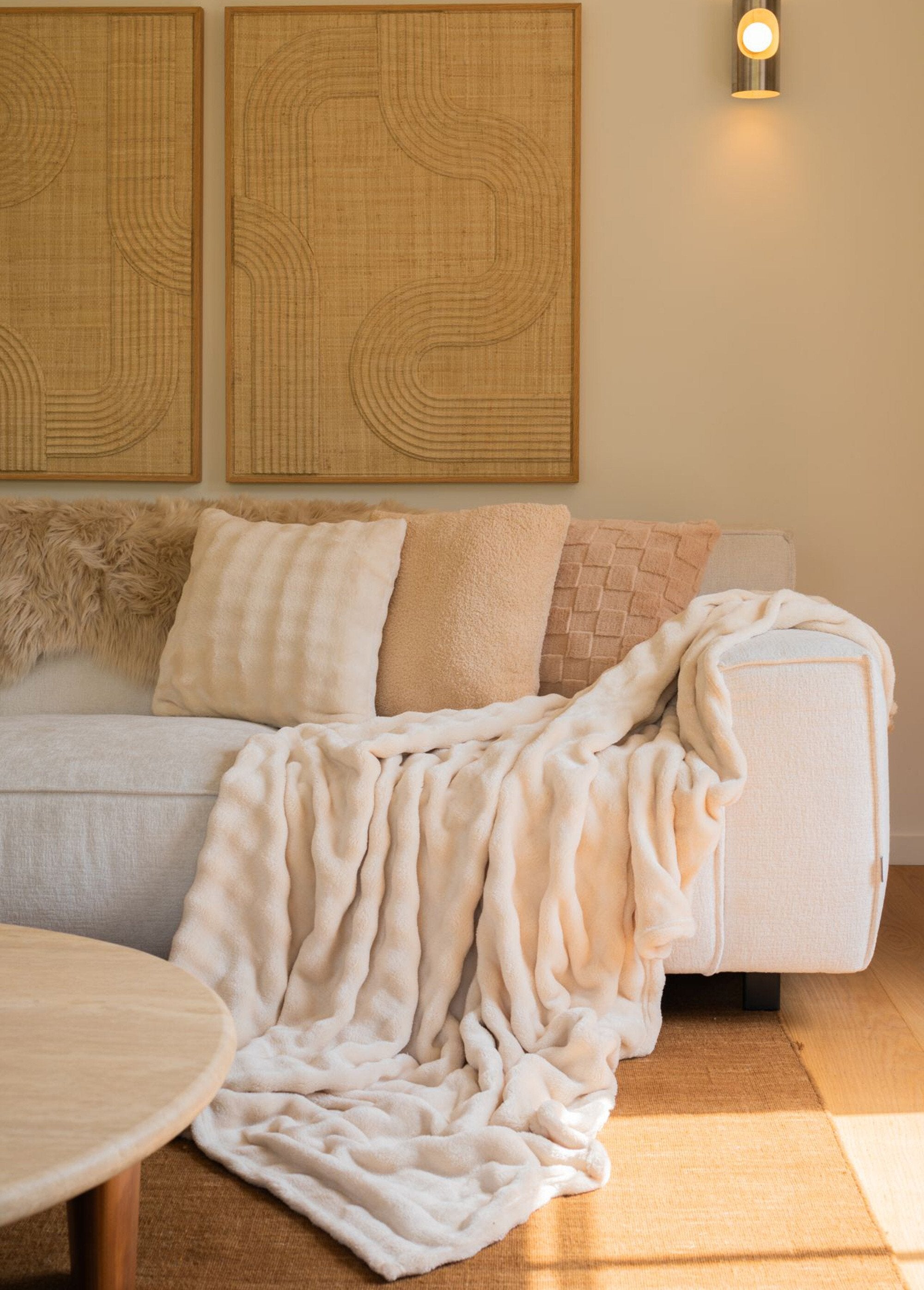 Manta_grande_de_piel_sintética_elegante,_2_m_x_1,5_m_Marfil_SF1_slim