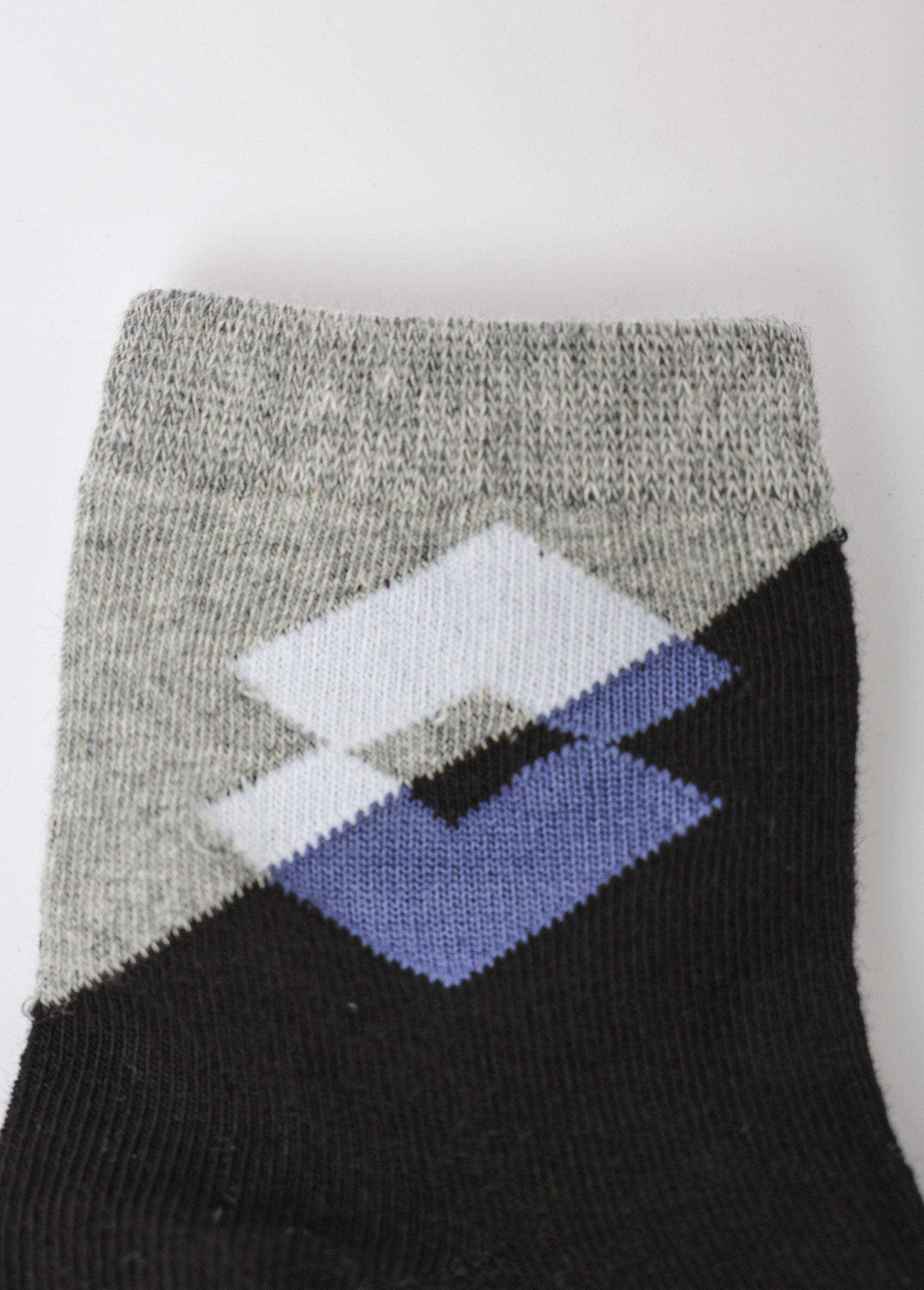 Paquete_de_3_calcetines_con_logotipos_de_colores_surtidos_Gris_surtido_DE4_slim