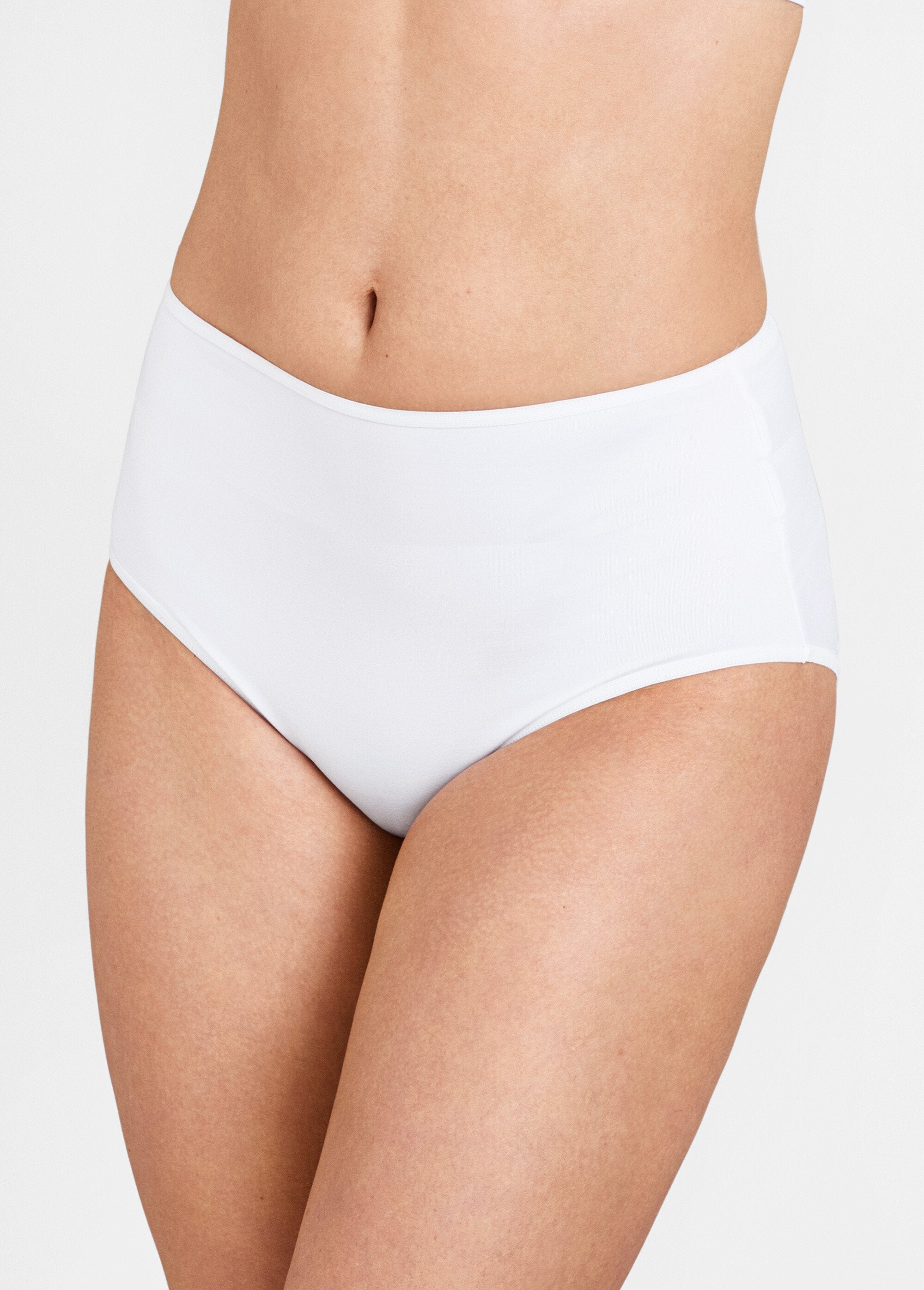 Braguitas_básicas_suaves_Blanco,_Blanca_FA1_slim