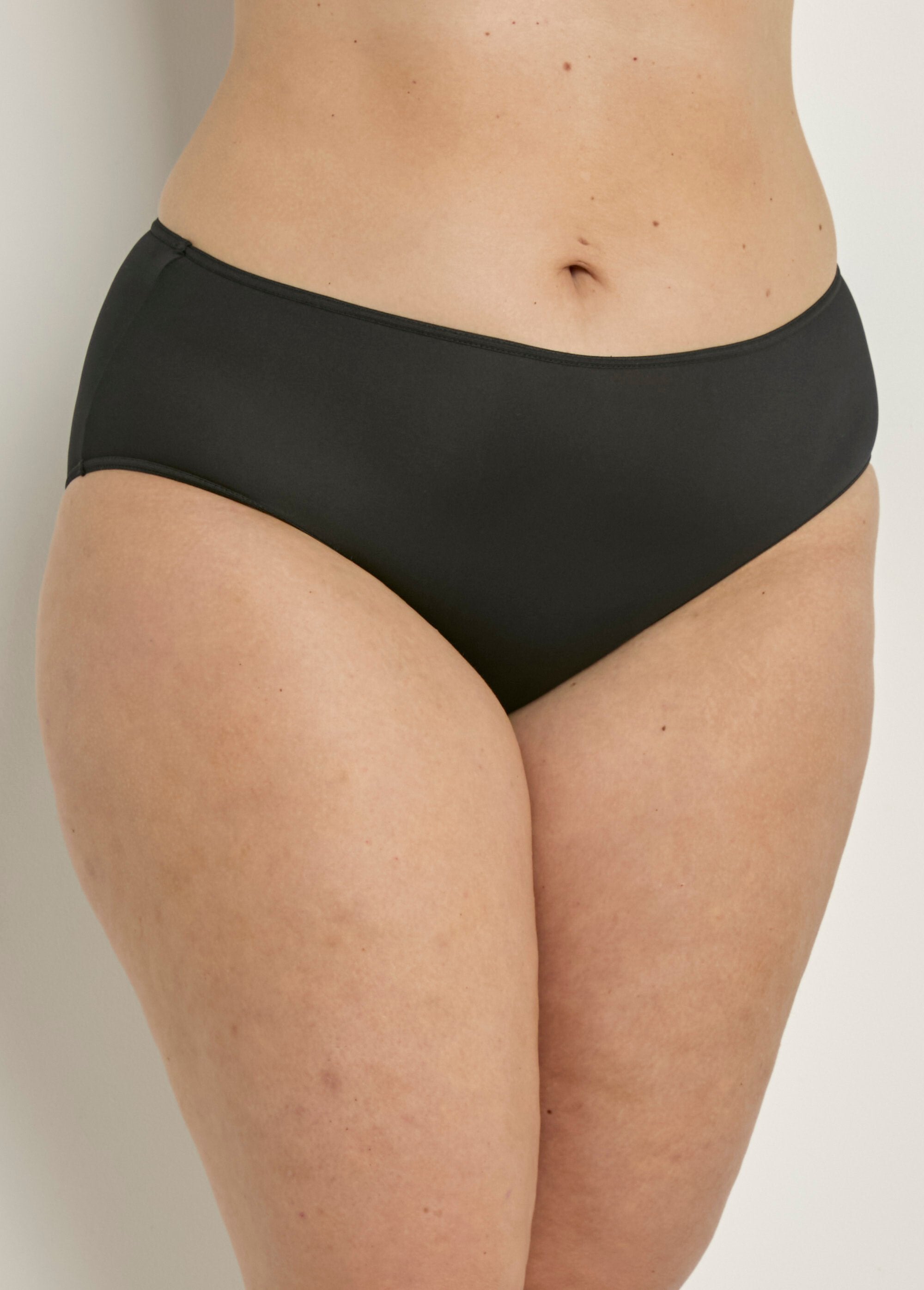 Braguitas_básicas_suaves_Negro_FA1_curvy