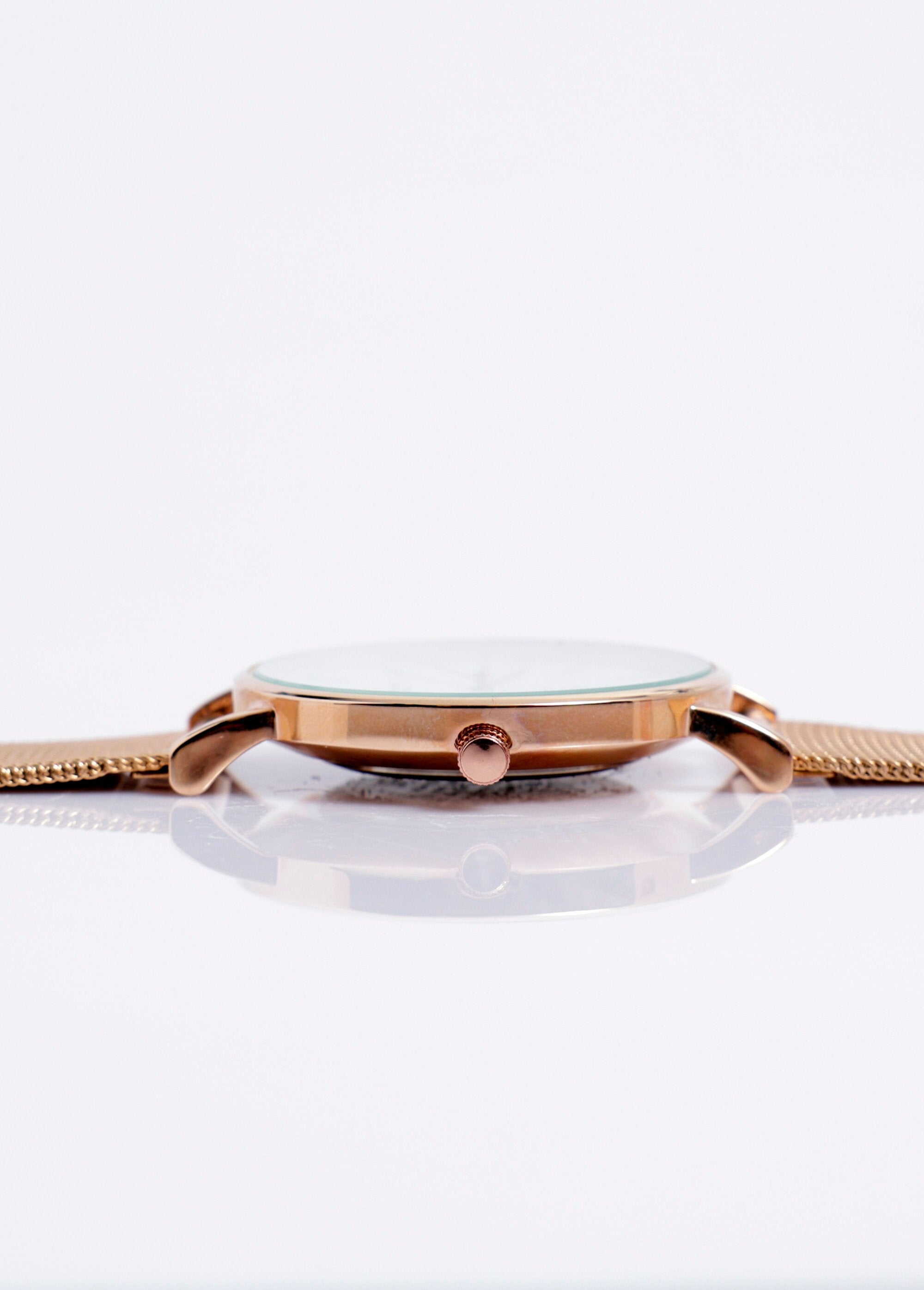Reloj_redondo_con_brazalete_de_malla_milanesa_2R_Rosa_blanca_DE2_slim