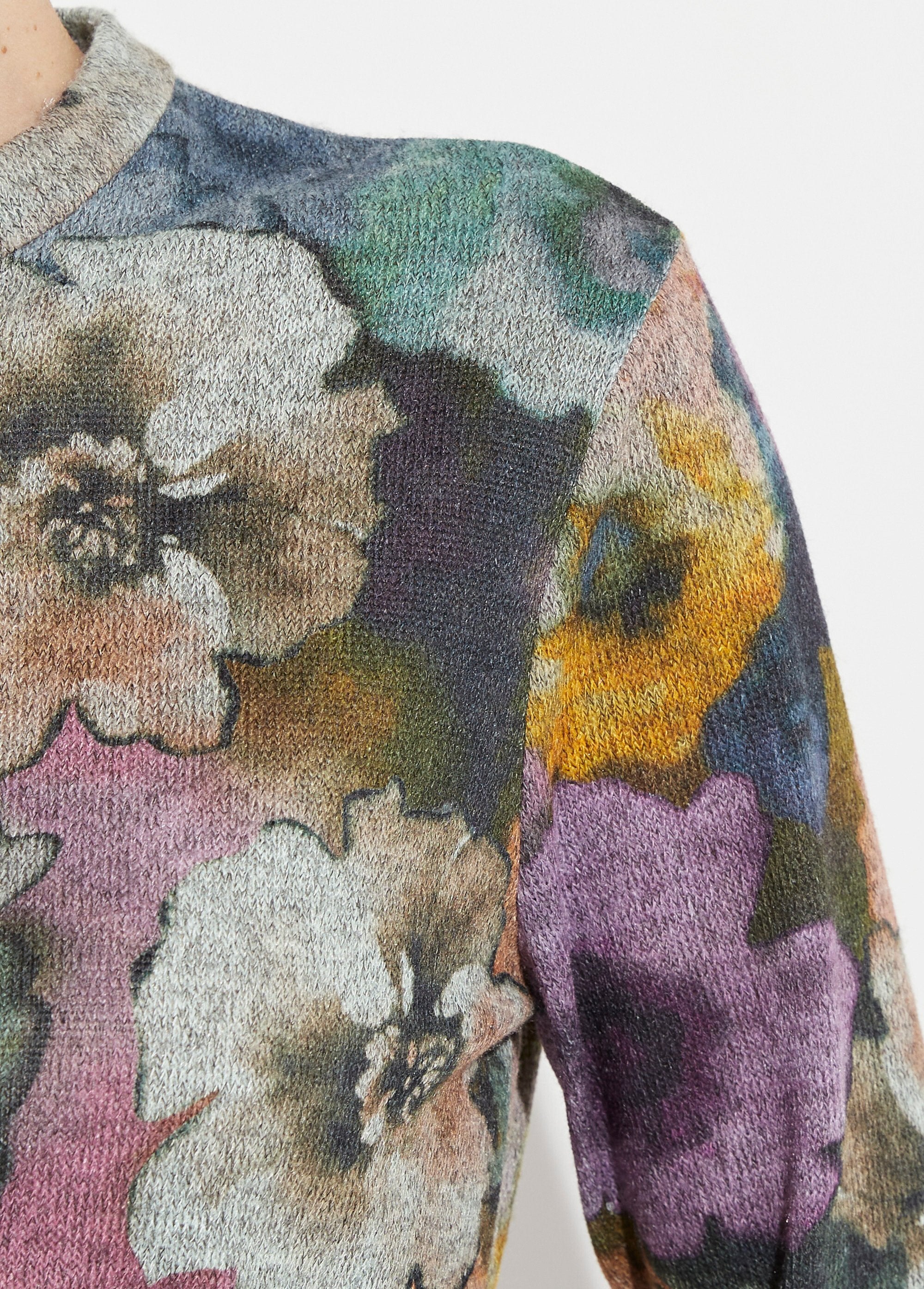 Vestido_recto_estampado_con_cinturón_y_cuello_alto_en_punto_cálido_Gris_y_Parma_DE3_slim