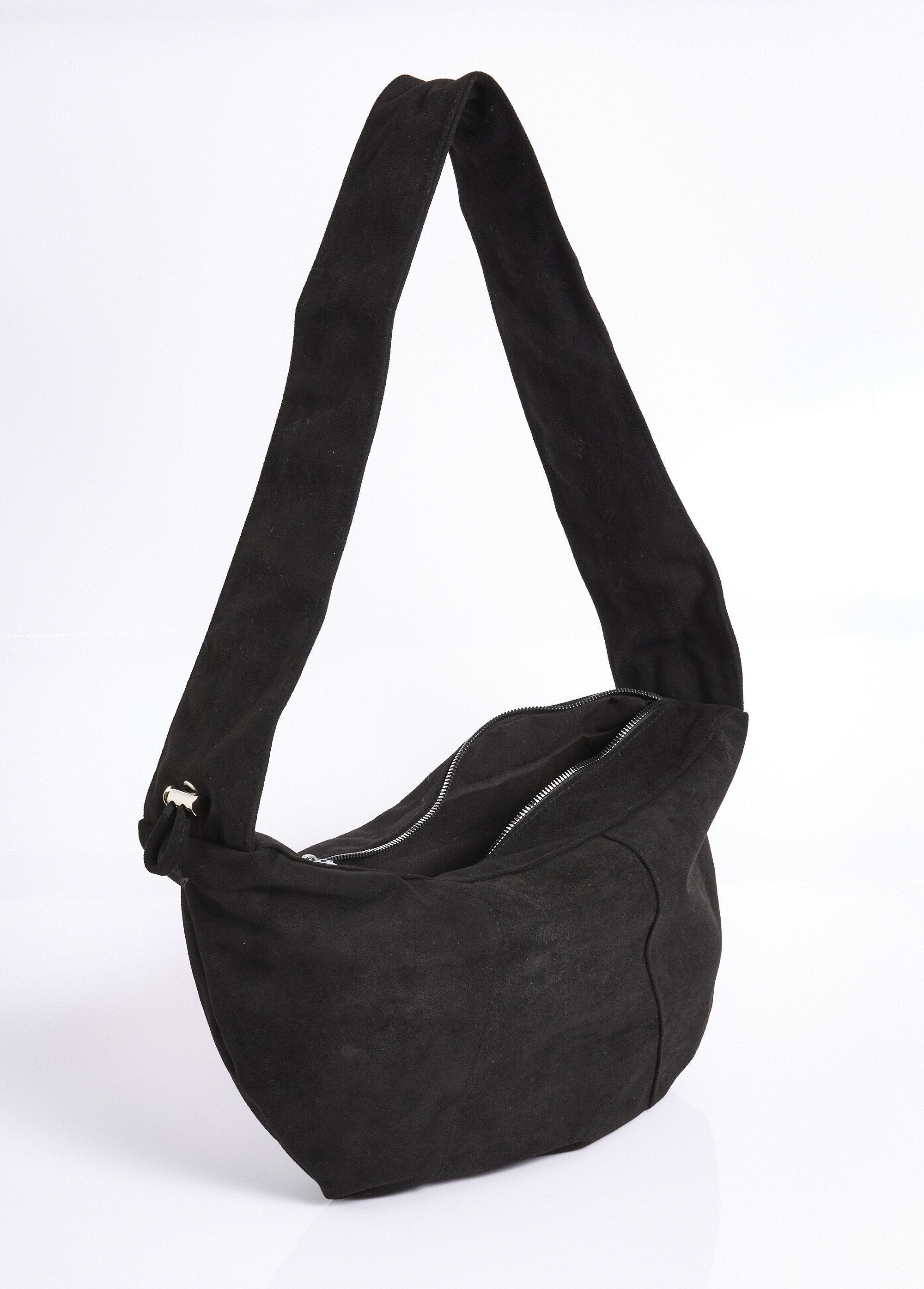 Bolso_de_ante_con_bandolera_ancha_Negro_DE1_slim