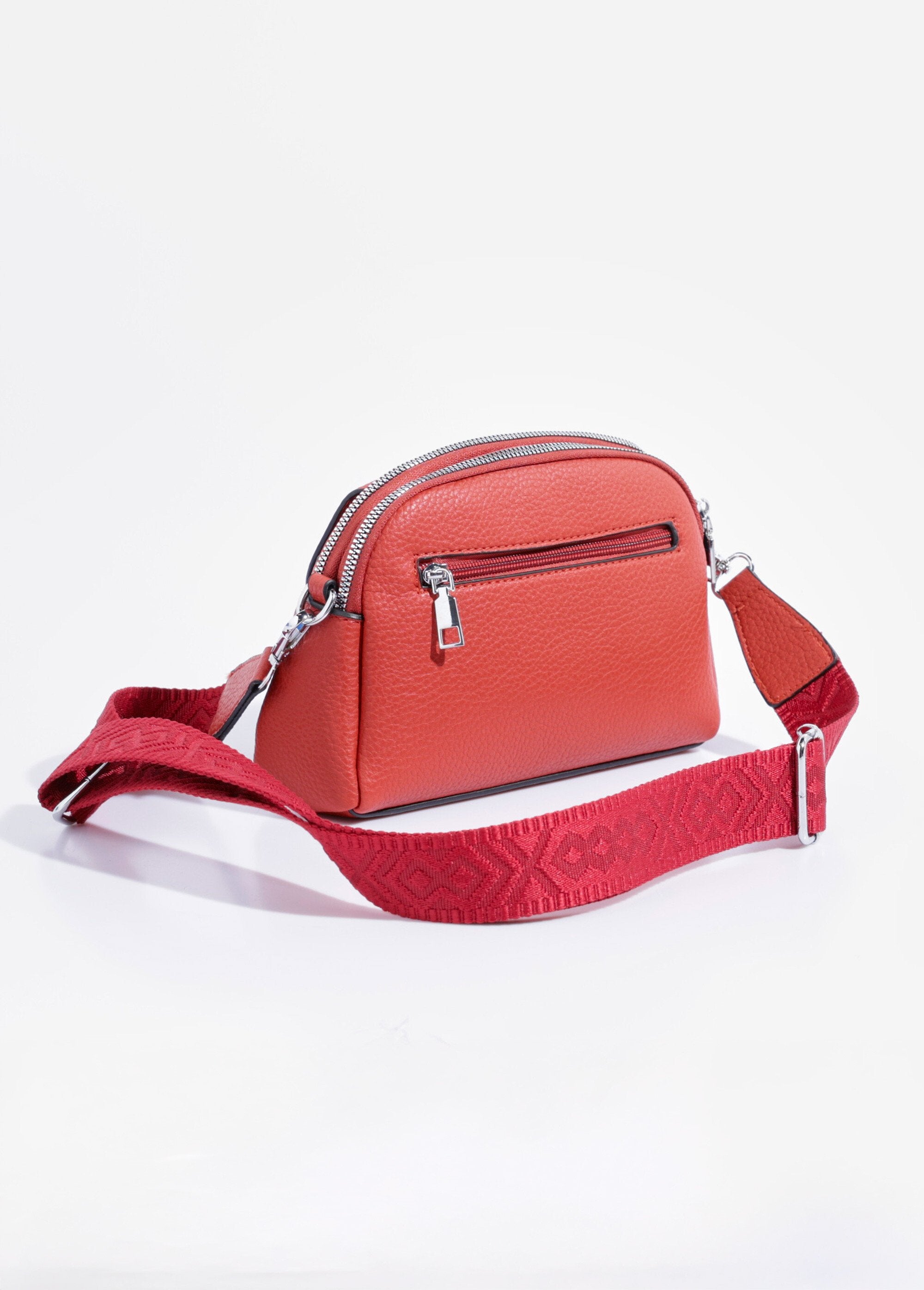 Bolso_de_piel_sintética_granulada_con_bandolera_Rojo_DO1_slim