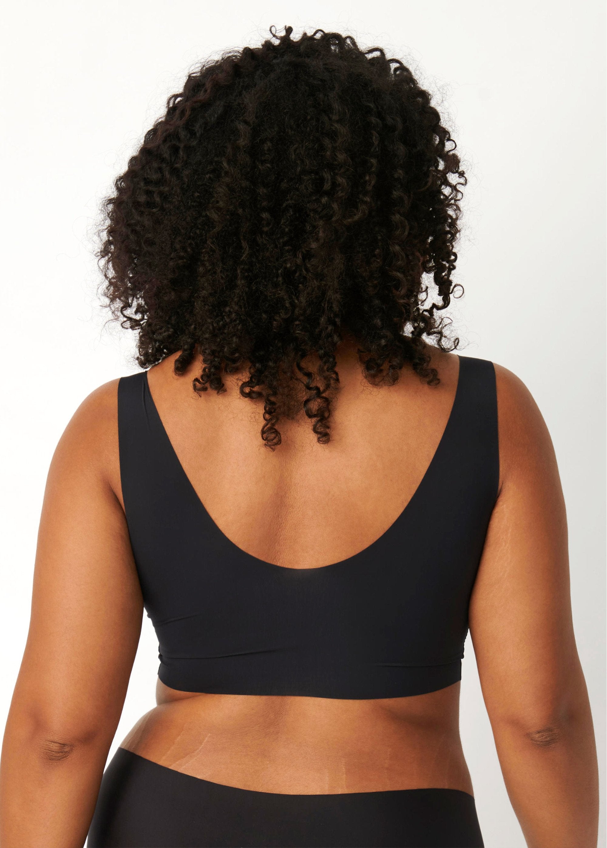 Sujetador_Zero_Feel_Negro_DO1_curvy
