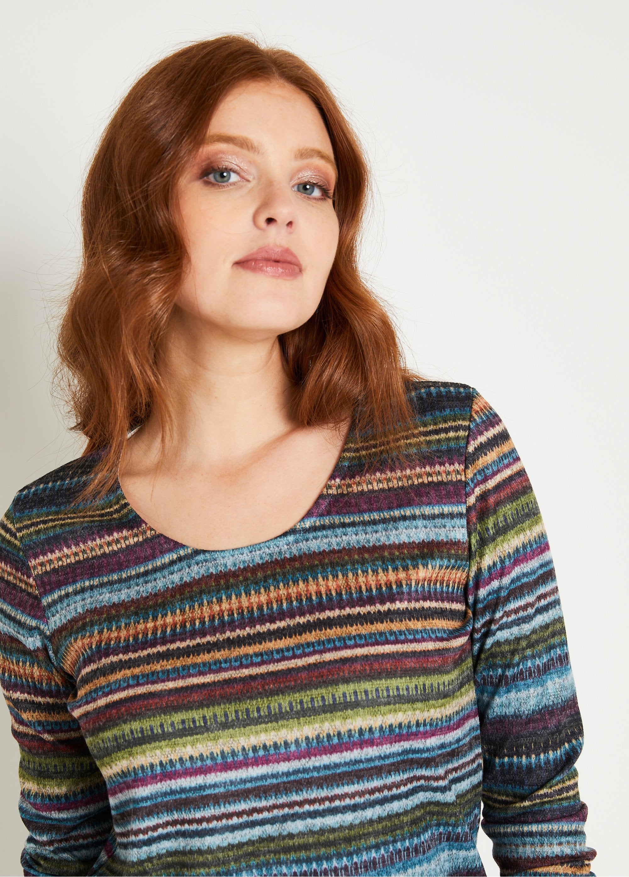 Camiseta_cálida_a_rayas,_cuello_redondo,_manga_larga_Azul_y_morado_DE1_slim