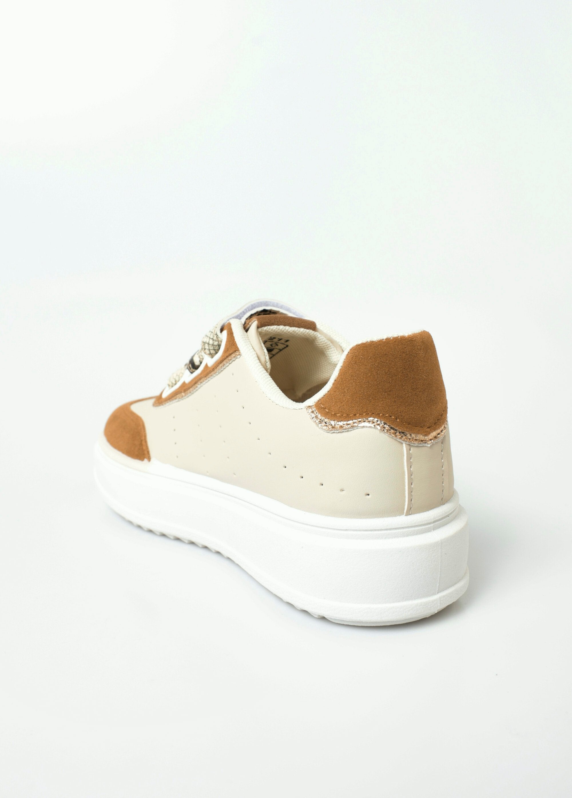 Zapatillas_bimateriales_con_velcro_animal_print_Beige_DO1_slim