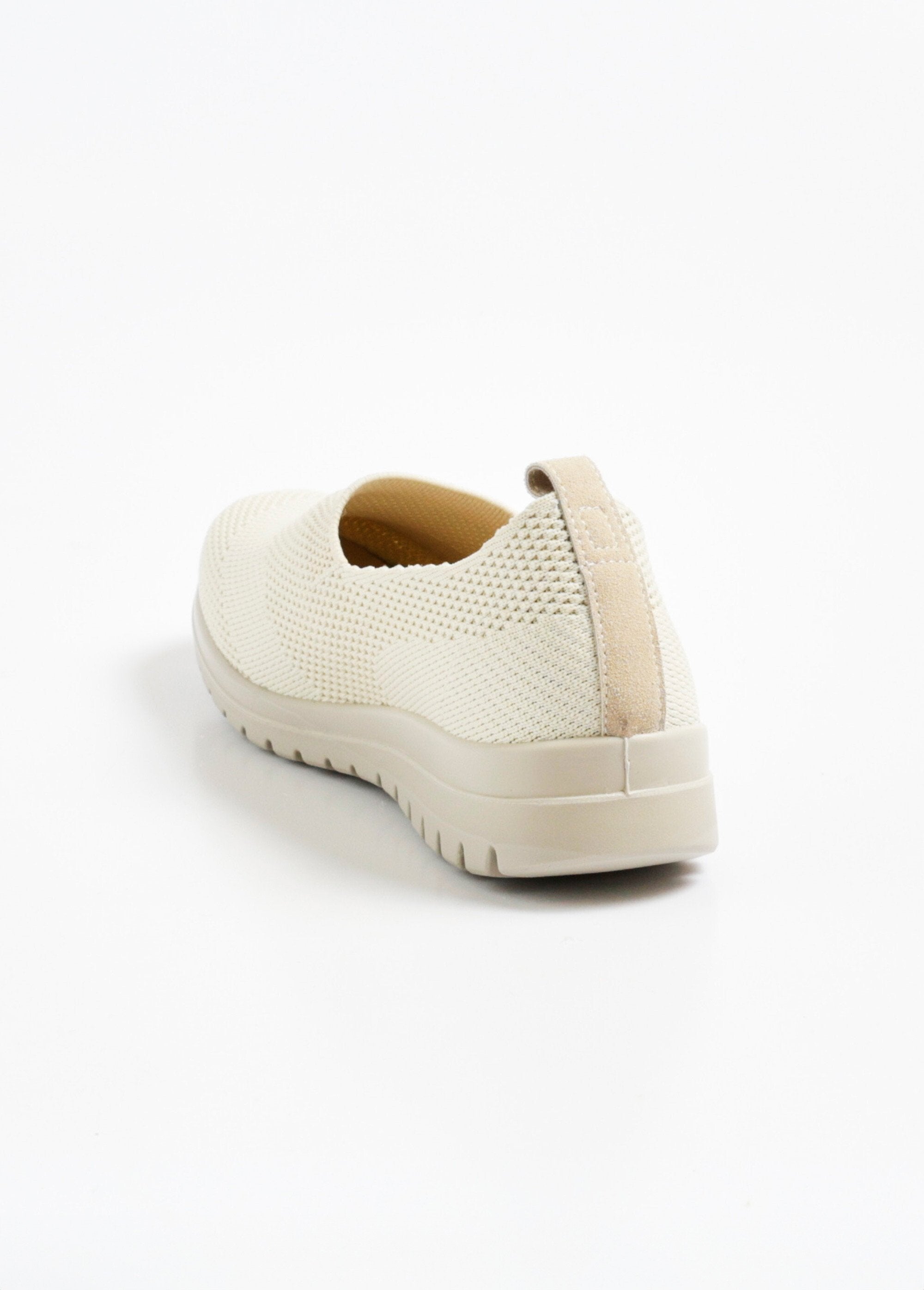 Zapatillas_cómodas_de_malla_Beige_DO1_slim
