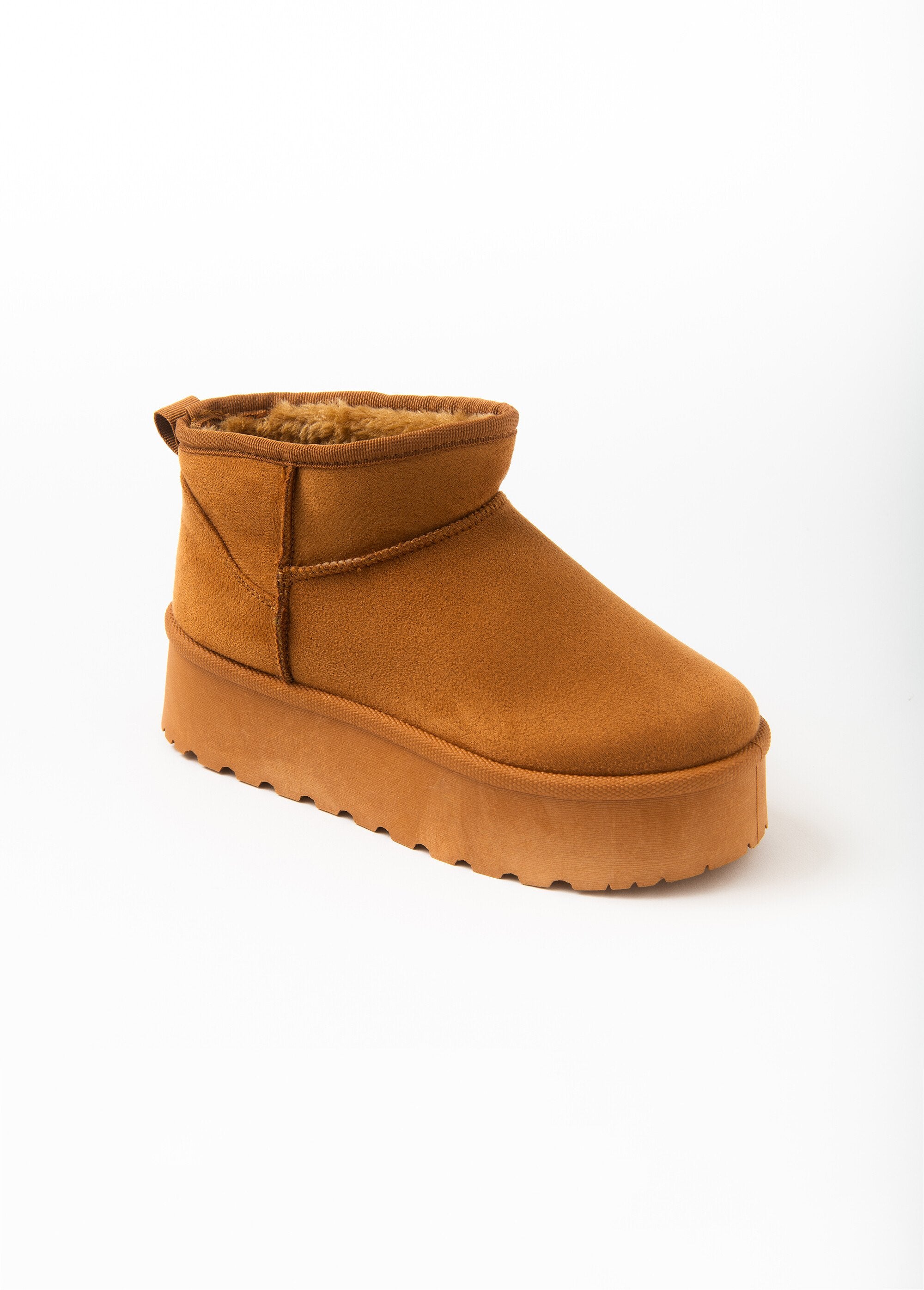 Cálidas_botas_forradas_de_ante_Camel_FA1_slim