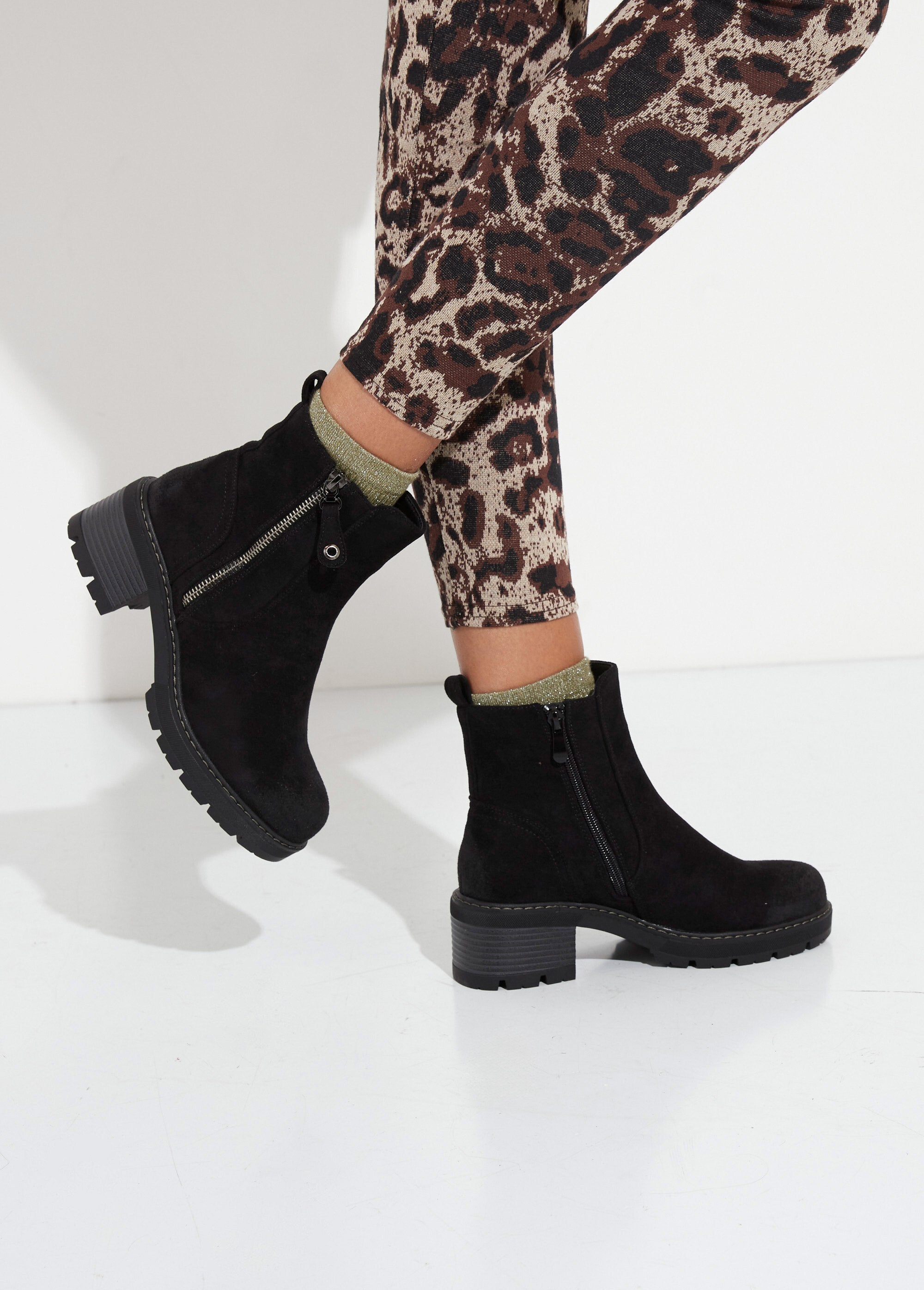 Boots_zippées_à_talon,_bout_effet_used_Noir_SF1_slim