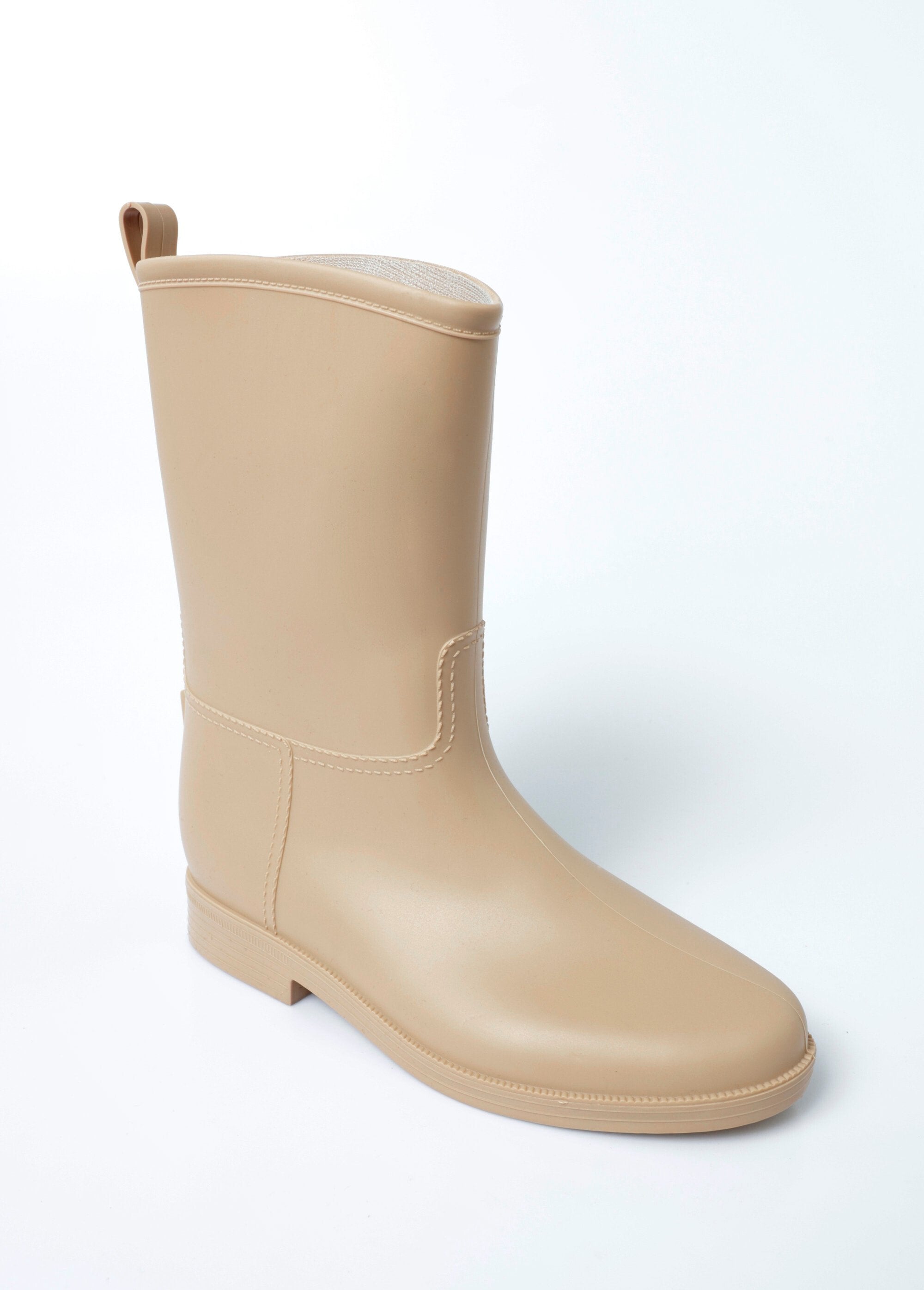 Botas_de_lluvia_con_costuras_visibles_Beige_FA1_slim