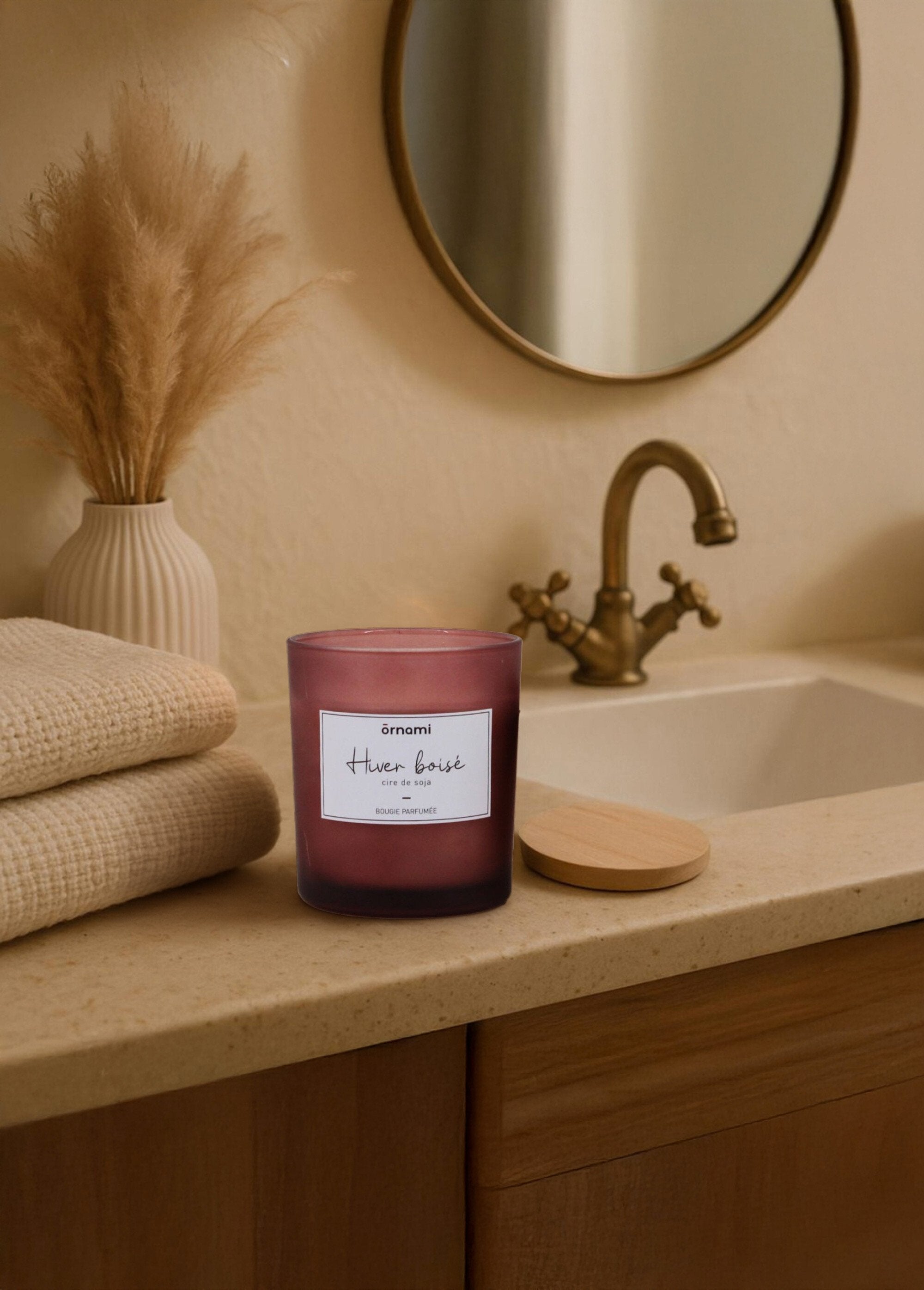 Vela_perfumada_en_frasco_de_vidrio_con_tapa._Rosa_SF1_slim