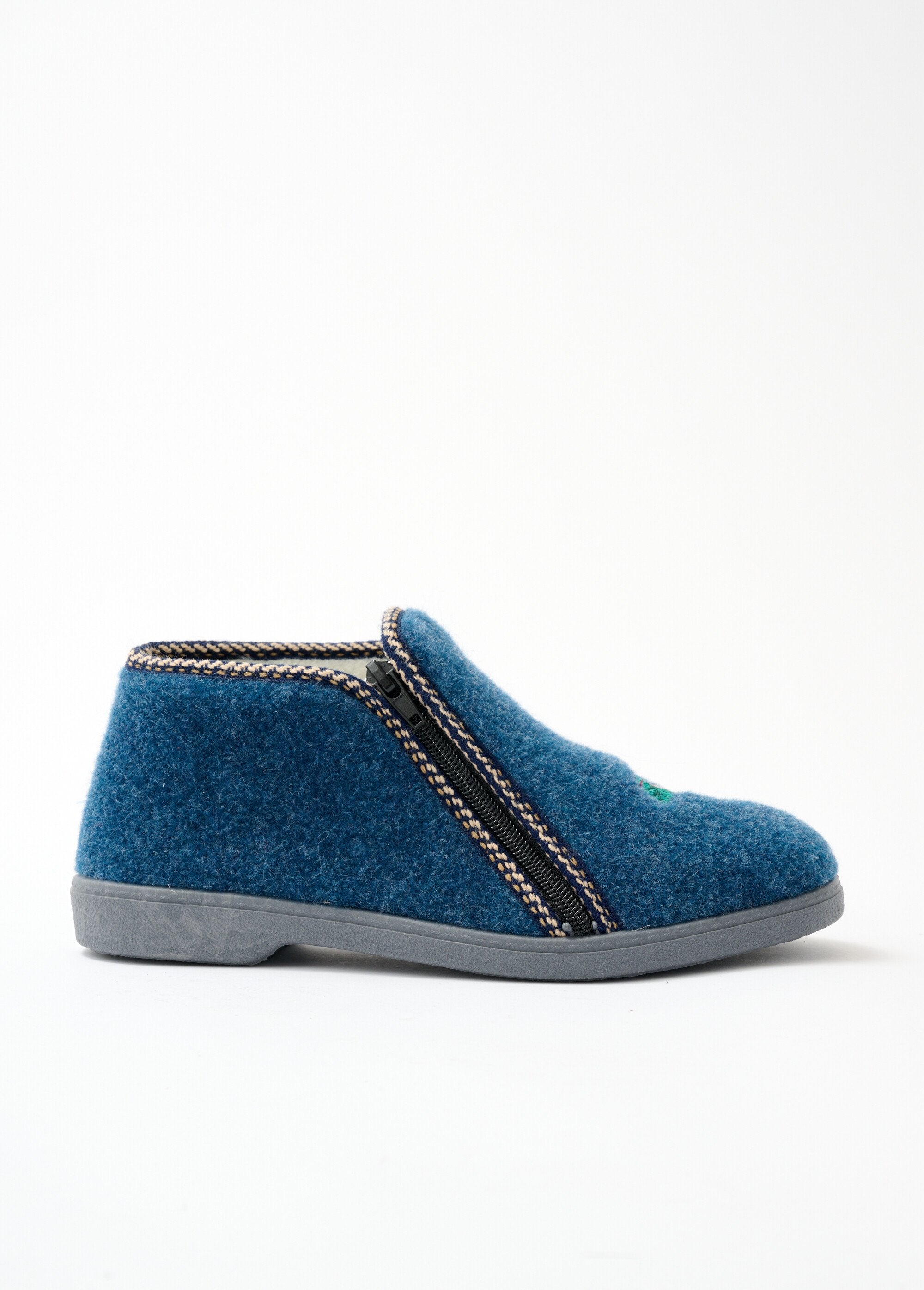 Pantuflas_altas_anchas_bordadas_vaqueros_azules_DR1_slim