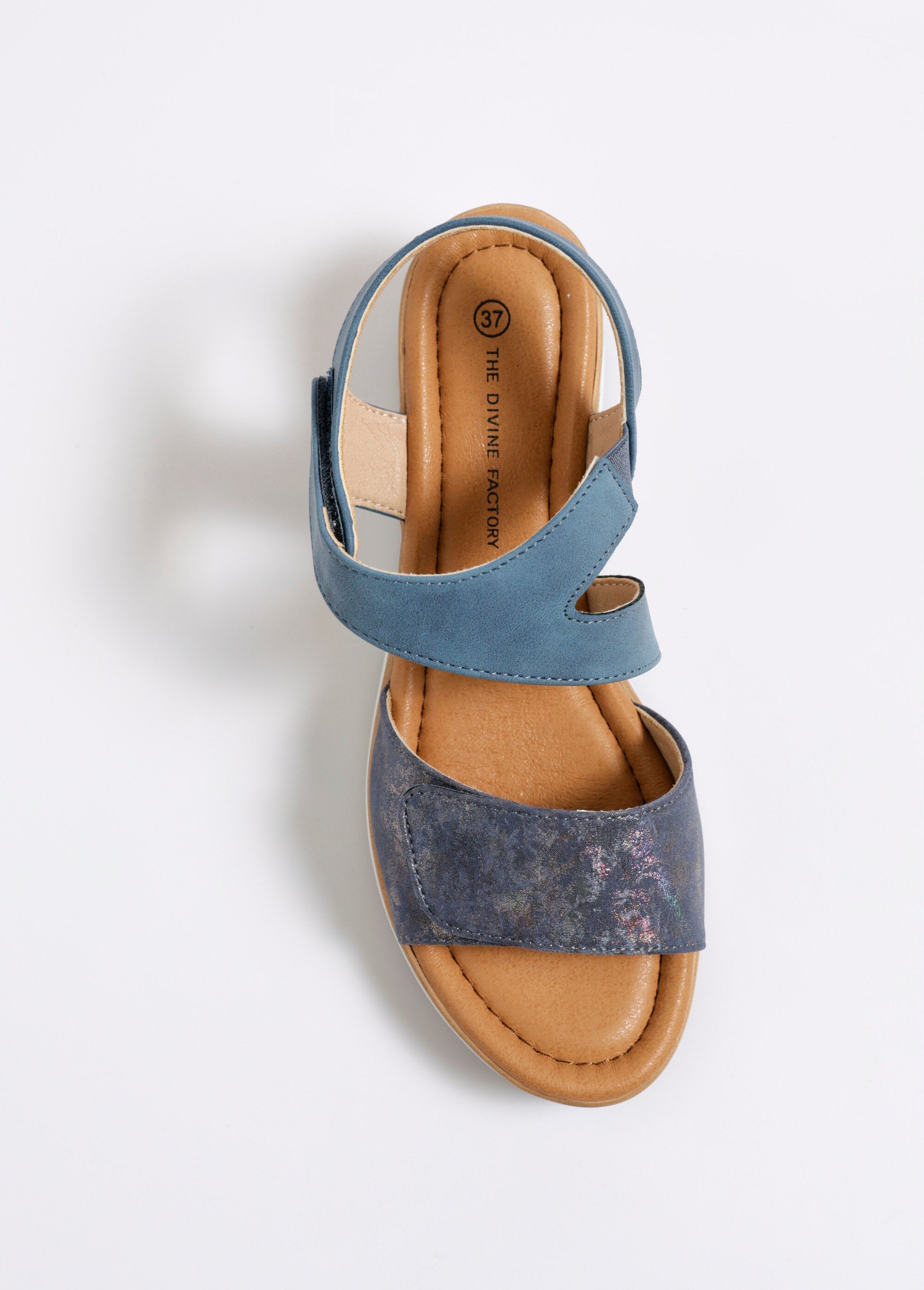 Sandalias_de_cuña_con_tiras_de_velcro_Marina_OV1_slim