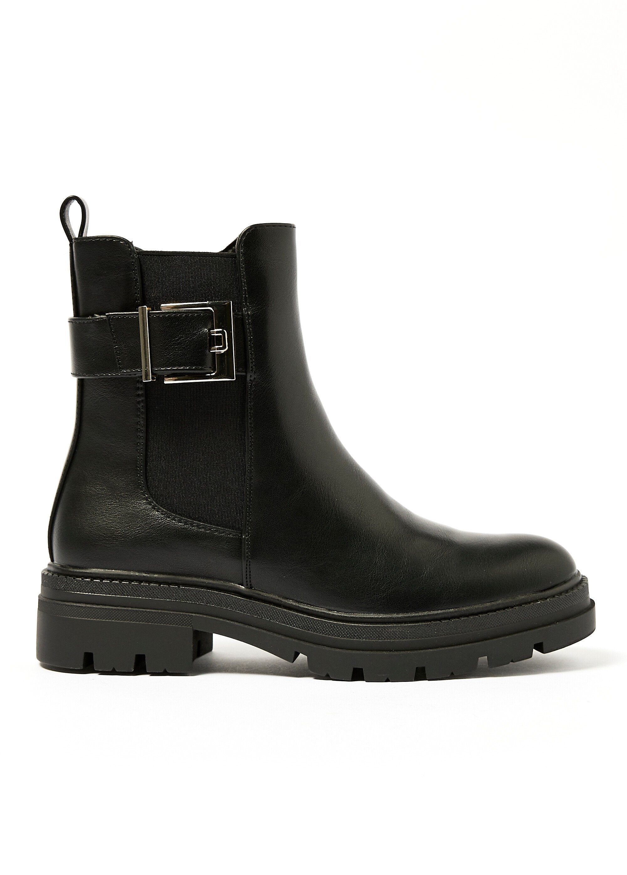 Botas_Chelsea_con_suela_dentada_y_hebilla_Negro_DR1_slim