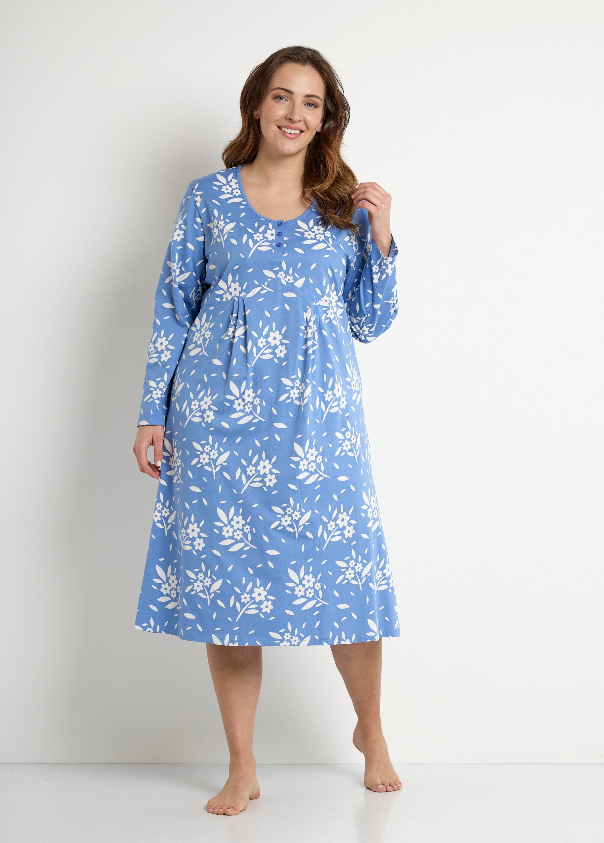 Camisón_midi_de_algodón_floral_abotonado_Azul_FA1_curvy