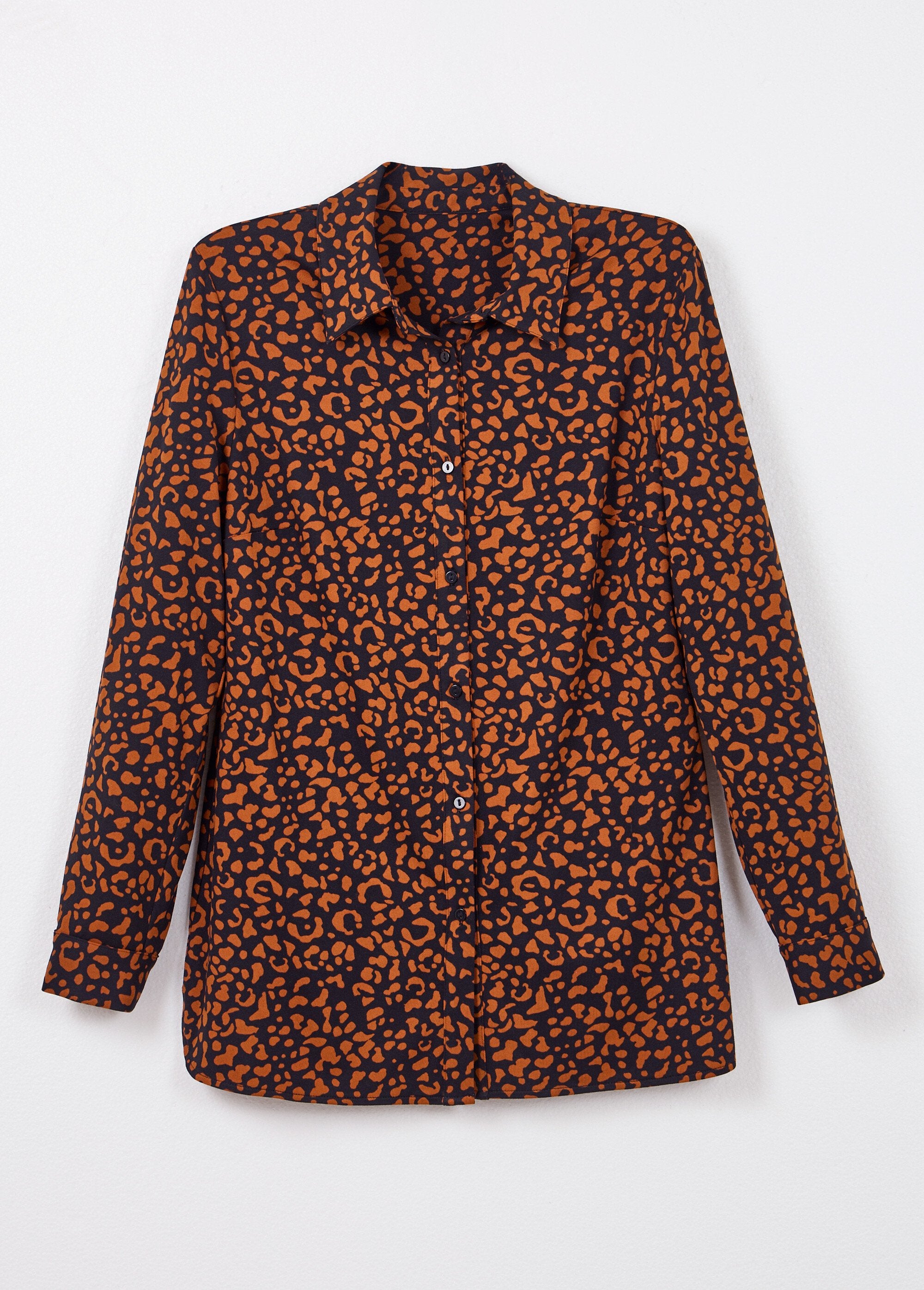Blusa_de_punto_cálida_con_estampado_de_piel_animal_Negro_y_marrón_AP1_slim