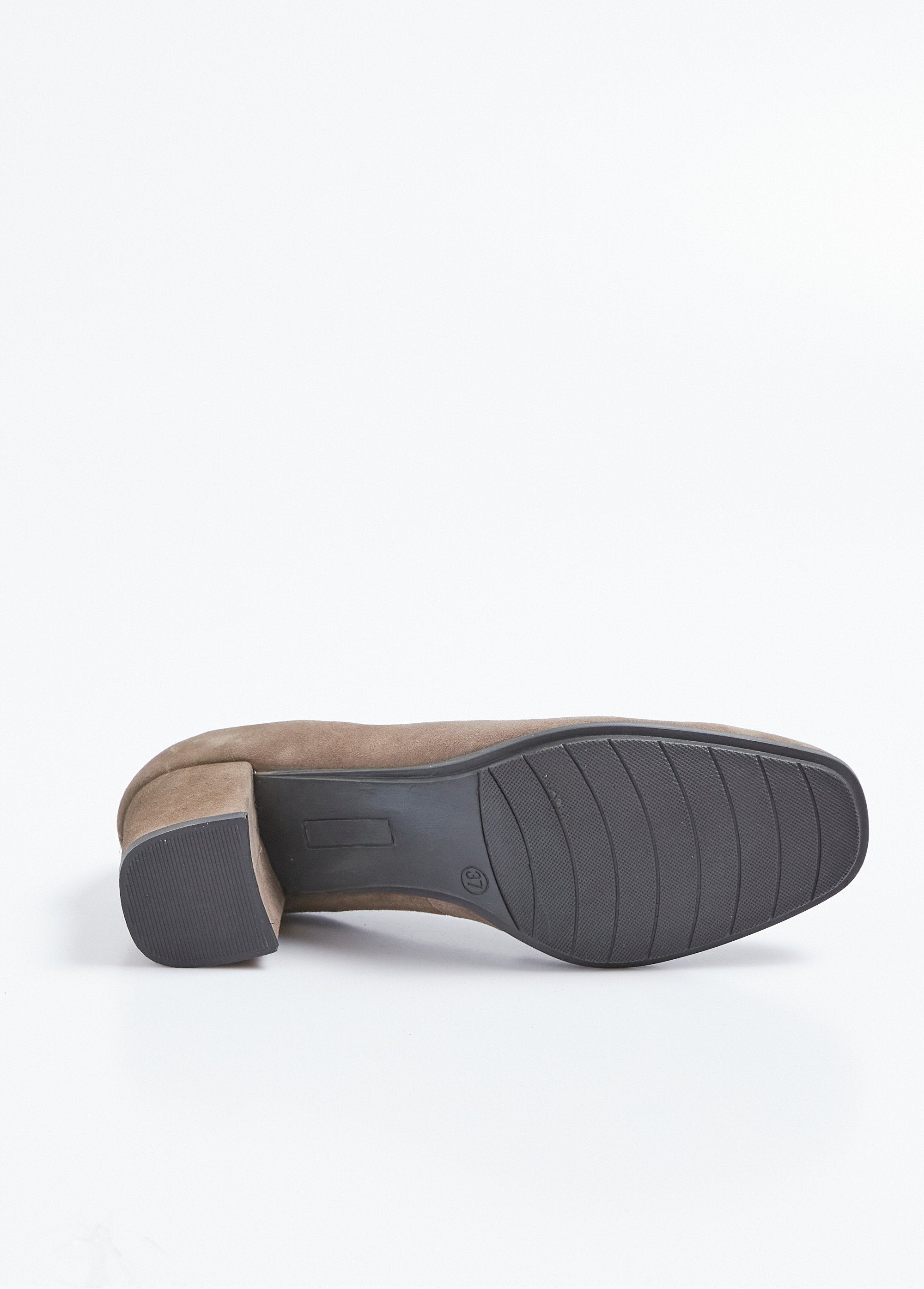 Escarpins_à_talon_en_cuir_suédé,_antidérapant_Taupe_UN1_slim