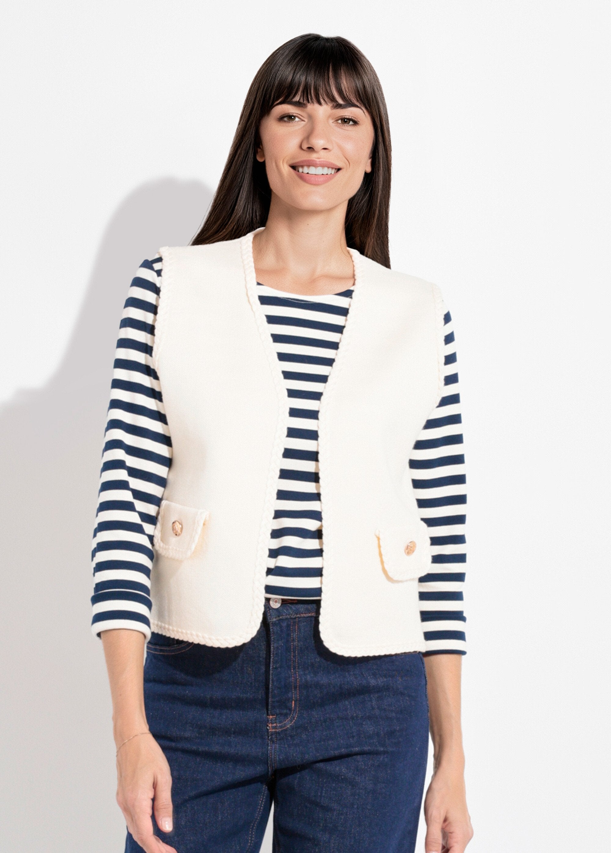 Chaleco_grueso_sin_mangas_con_detalles_trenzados._Beige_FA1_slim