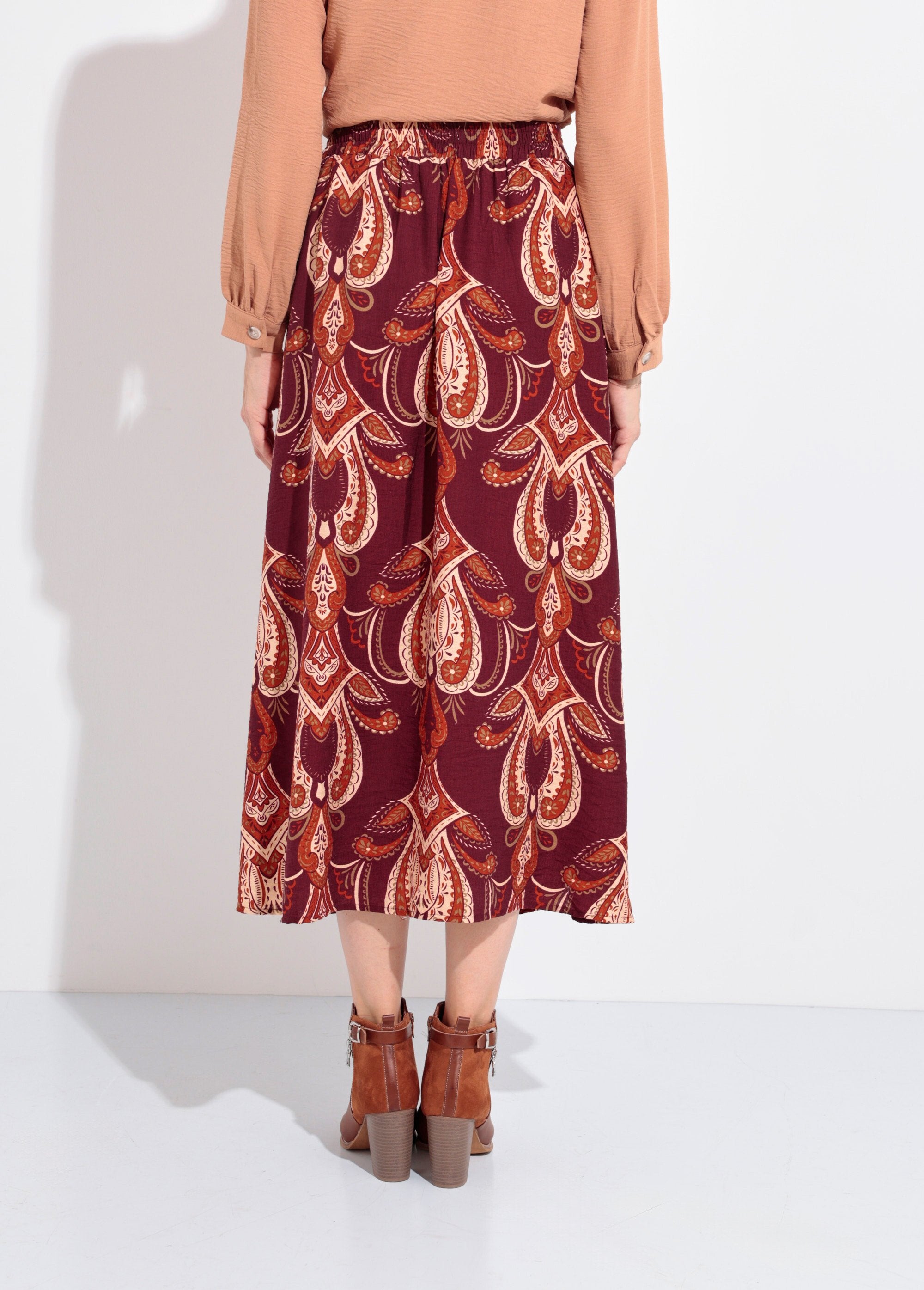 Falda_larga_fluida_con_estampado_paisley_Burdeos_DO1_slim