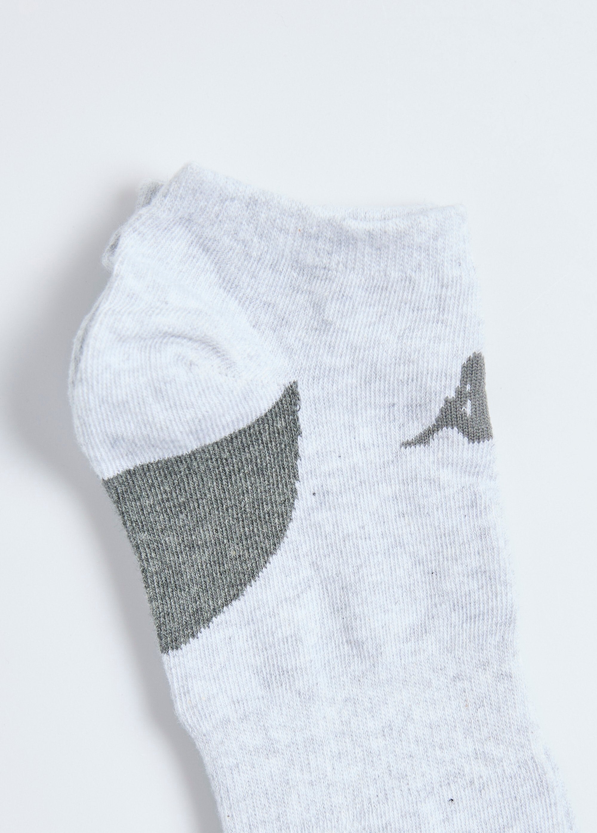 Pack_de_3_calcetines_con_logo,_surtidos_Gris_surtido_DE2_slim