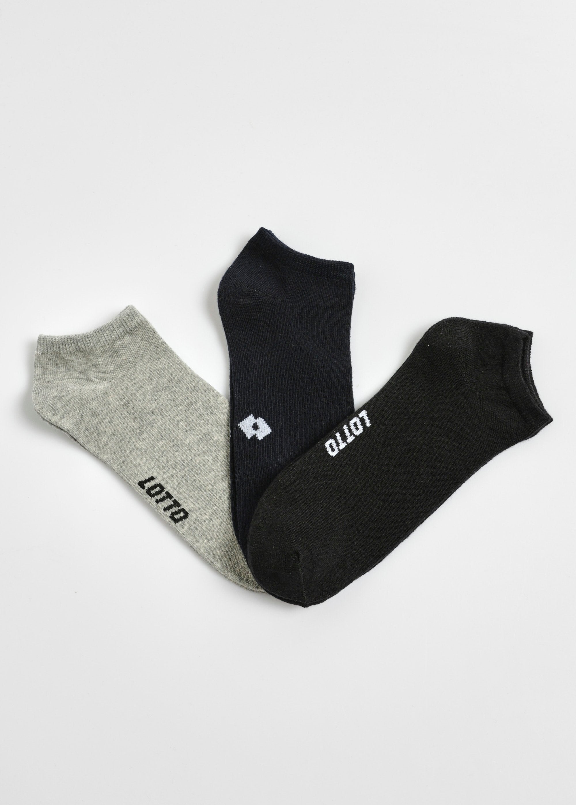 Pack_de_3_calcetines_deportivos_surtidos_Gris_surtido_FA1_slim