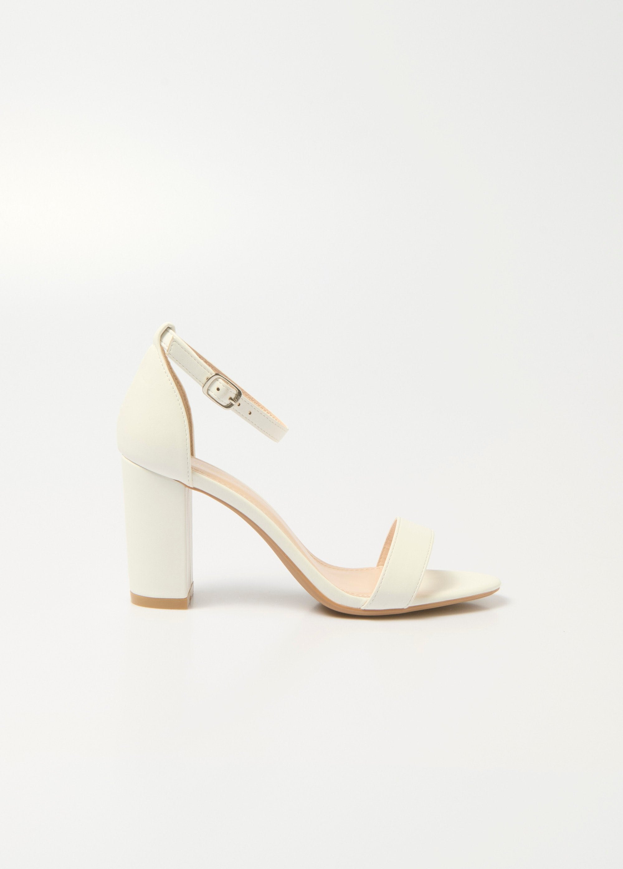 Sandalias_de_tacón_alto_con_tiras_en_el_tobillo_Blanco,_Blanca_DR1_slim