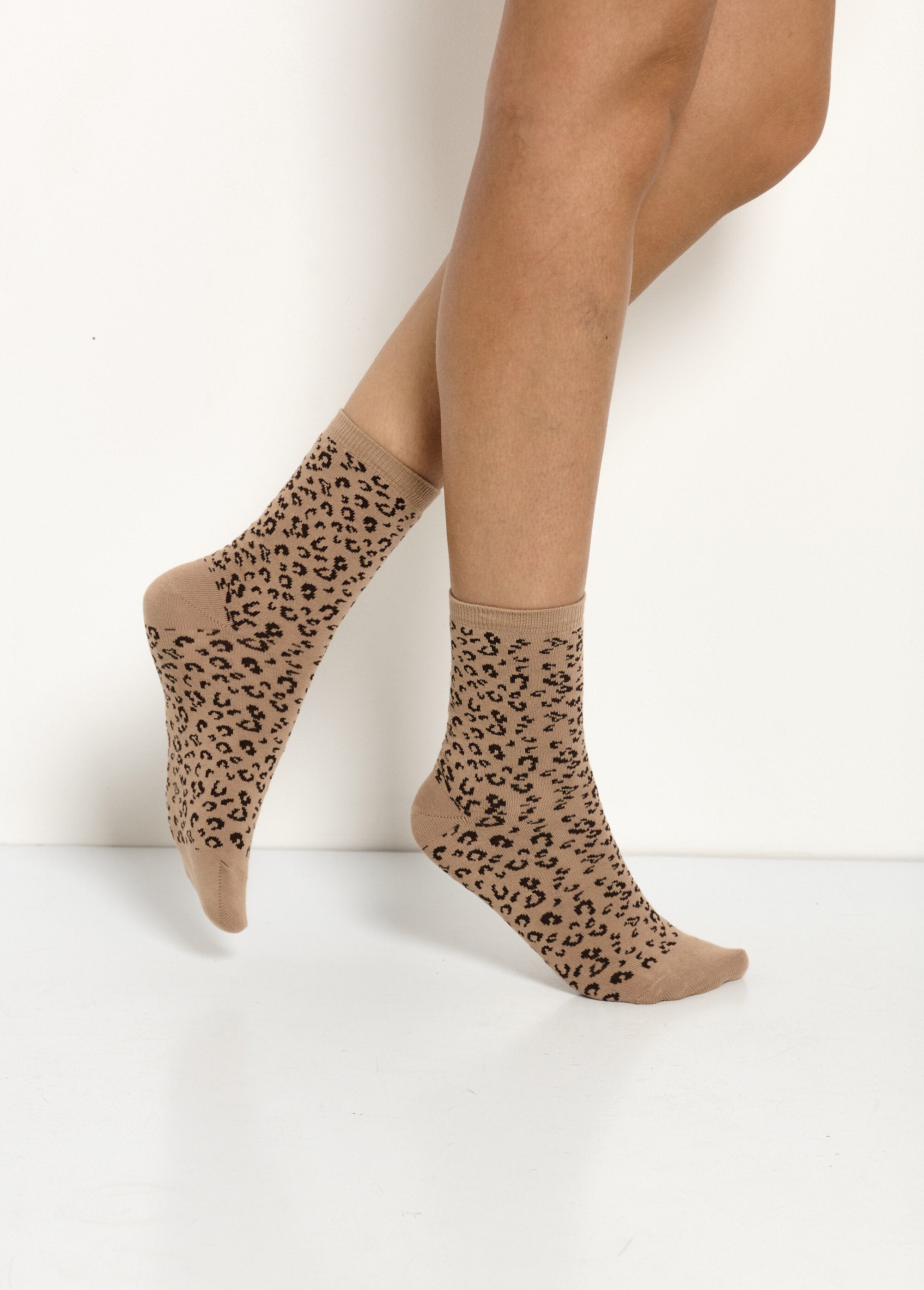 Calcetines_hasta_la_rodilla_estampado_leopardo_-_pack_de_3_pares_Lote_beige3_DE1_slim