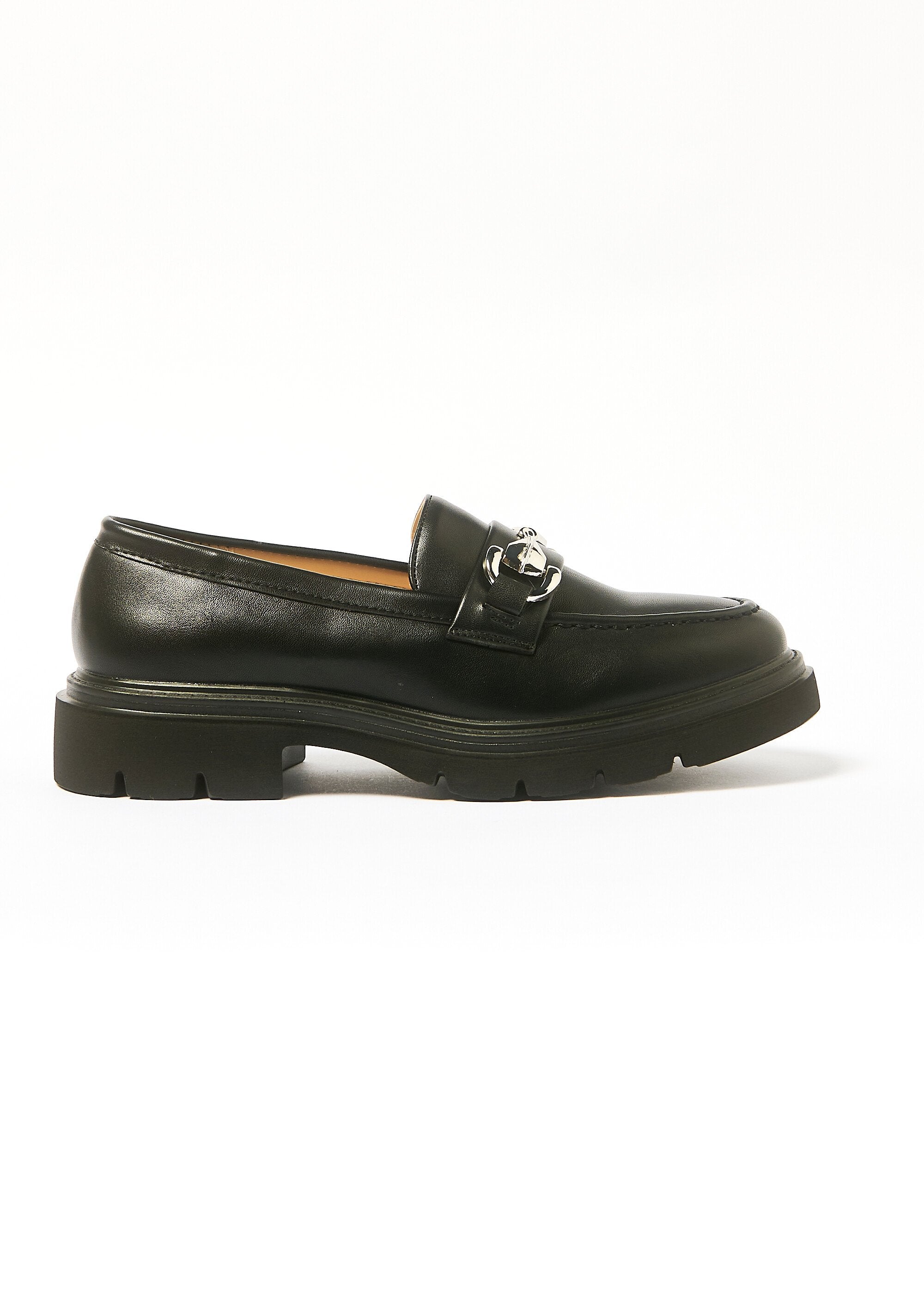 Mocasines_con_suela_dentada_y_punta_metálica_Negro_DR1_slim
