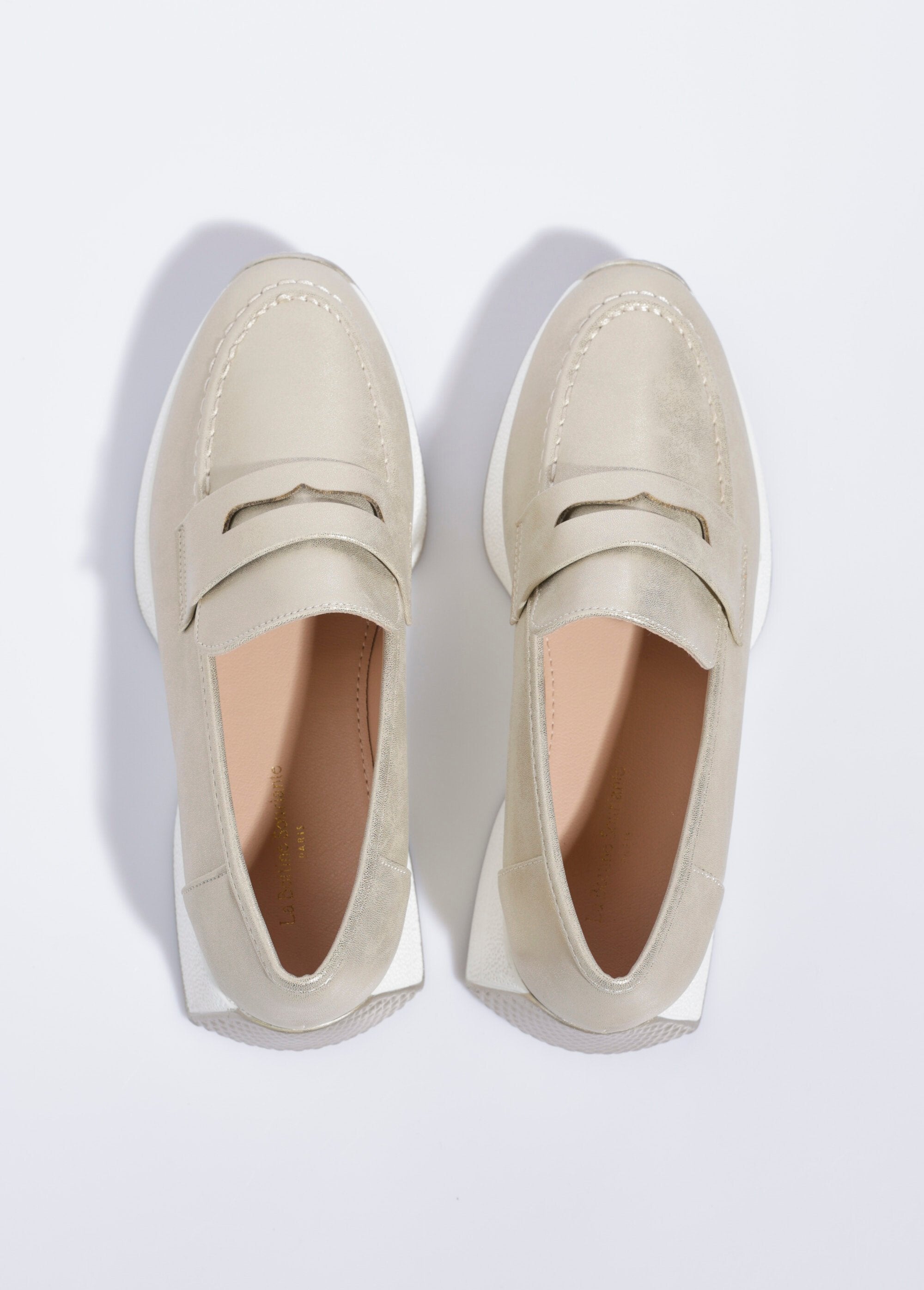 Mocasines_de_cuña_en_contraste_Dorado_OV1_slim