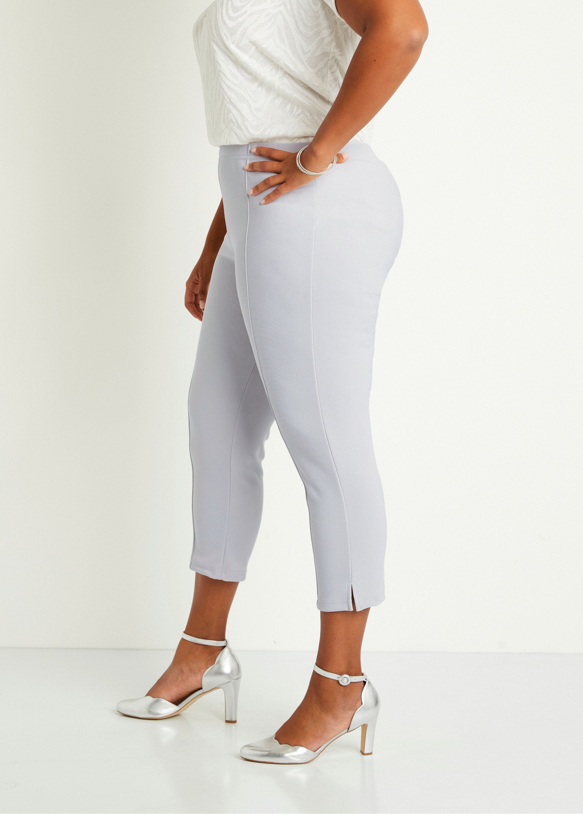 Pantalones_cropped_con_cintura_elástica_de_canalé_Gris_claro_DR1_curvy