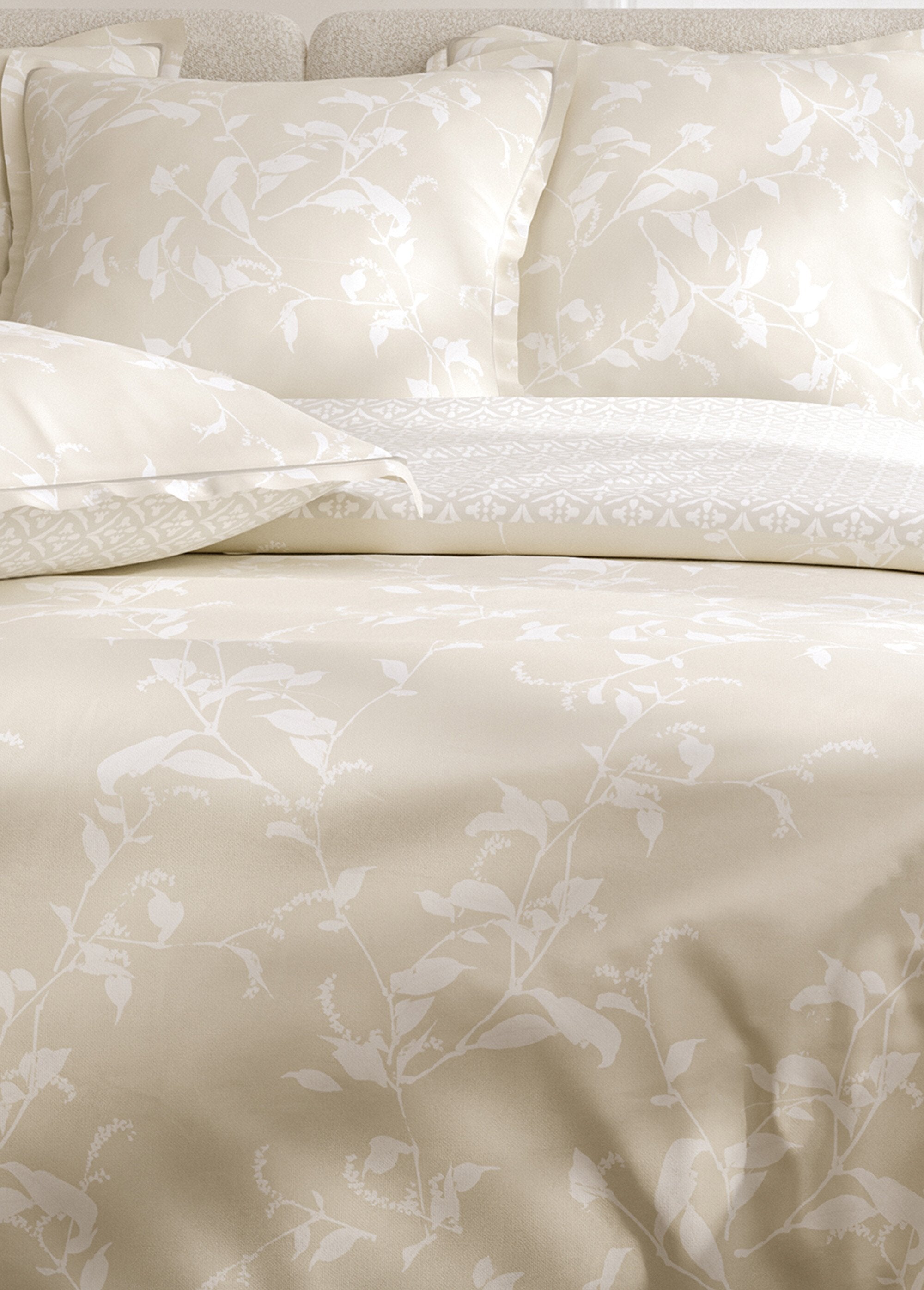 Juego_de_cama_de_percal_de_3_piezas_con_funda_nórdica,_delicado_Cadena_DE3_slim