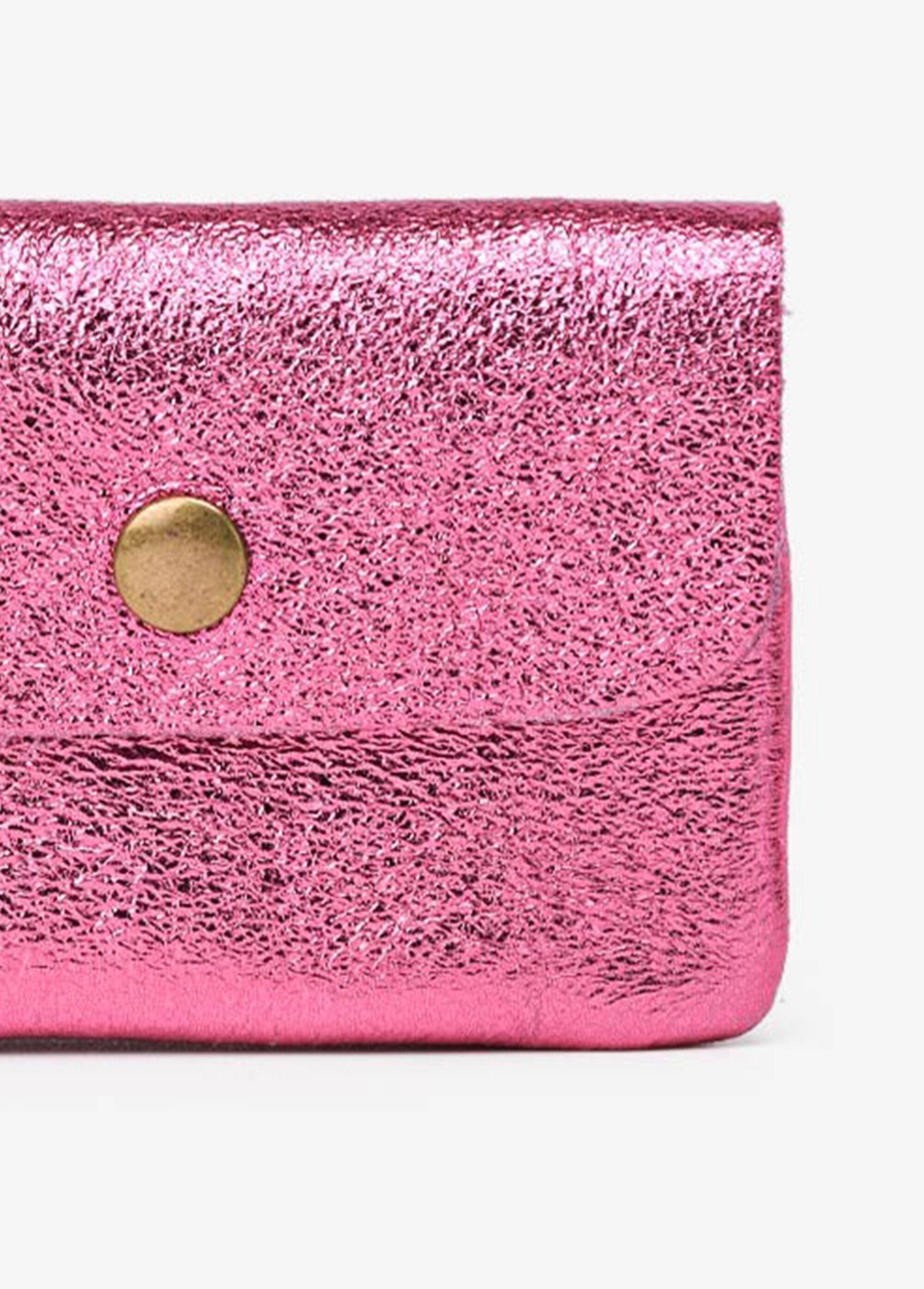 Cartera_pequeña_de_piel_metalizada_Rosa_DE1_slim