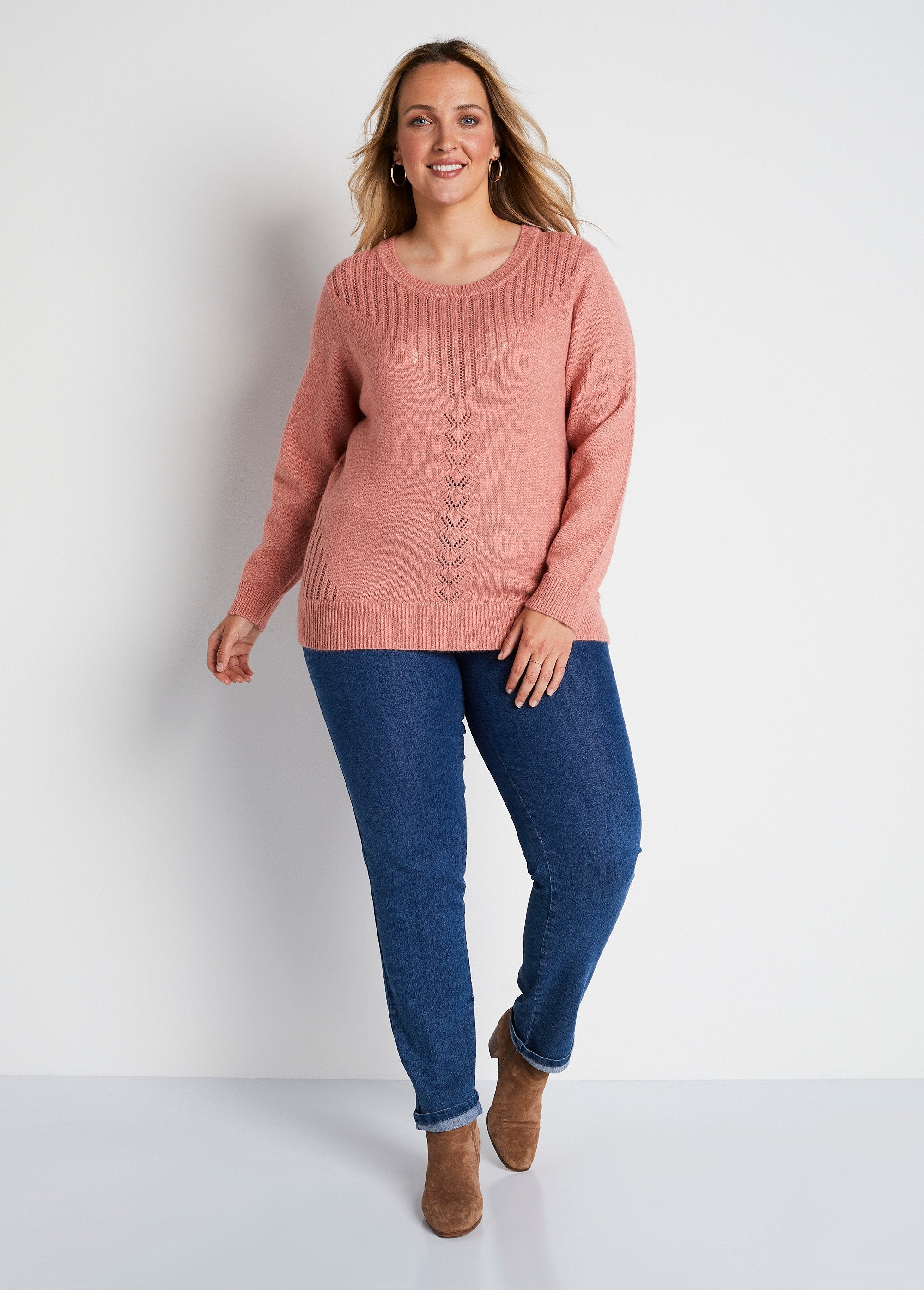 Jersey_calado_con_fibras_recicladas_y_lana_Rosa_SF1_curvy