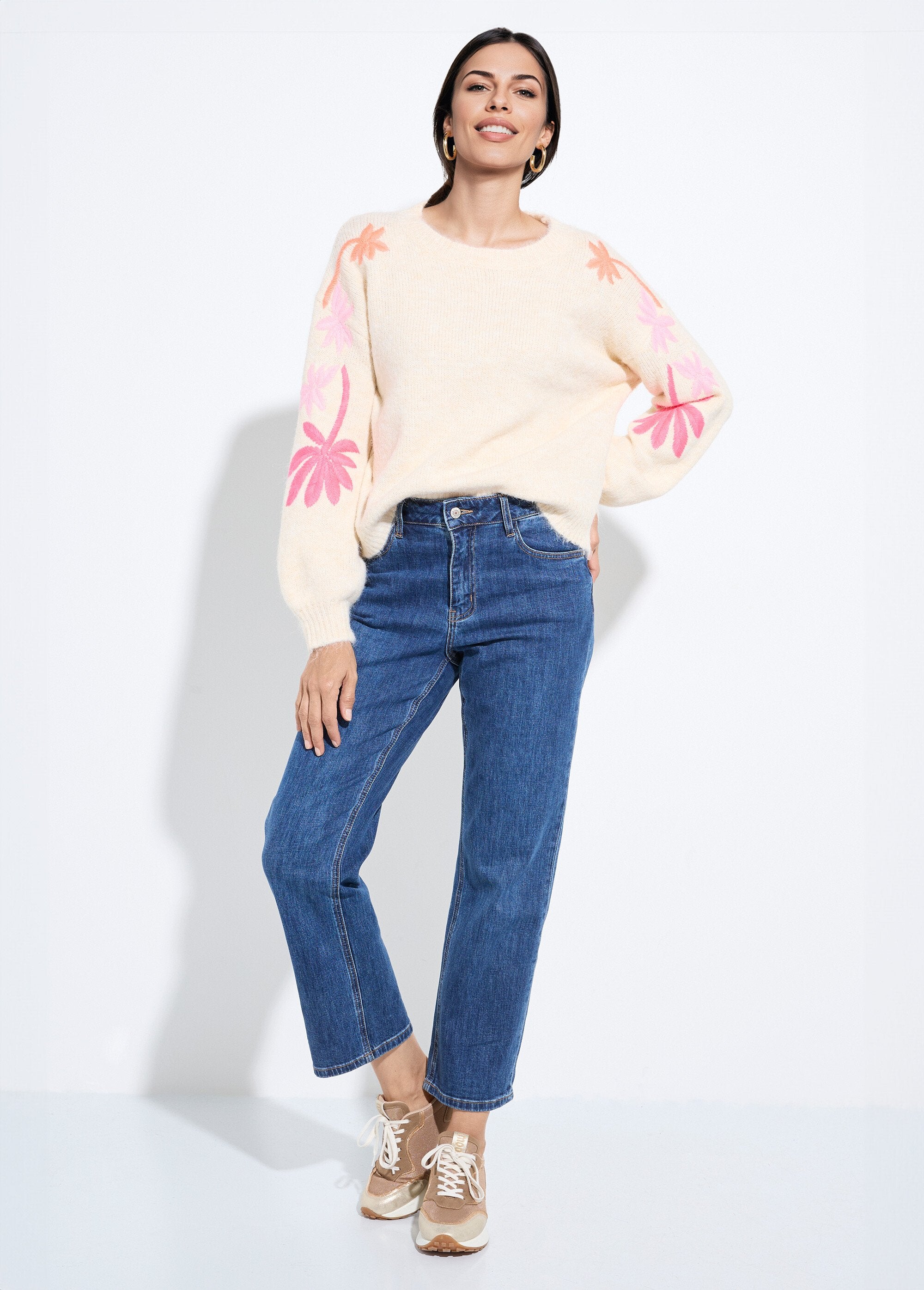Suéter_cálido_de_lana_con_bordado_de_palmeras_neón_Crudo_SF1_slim