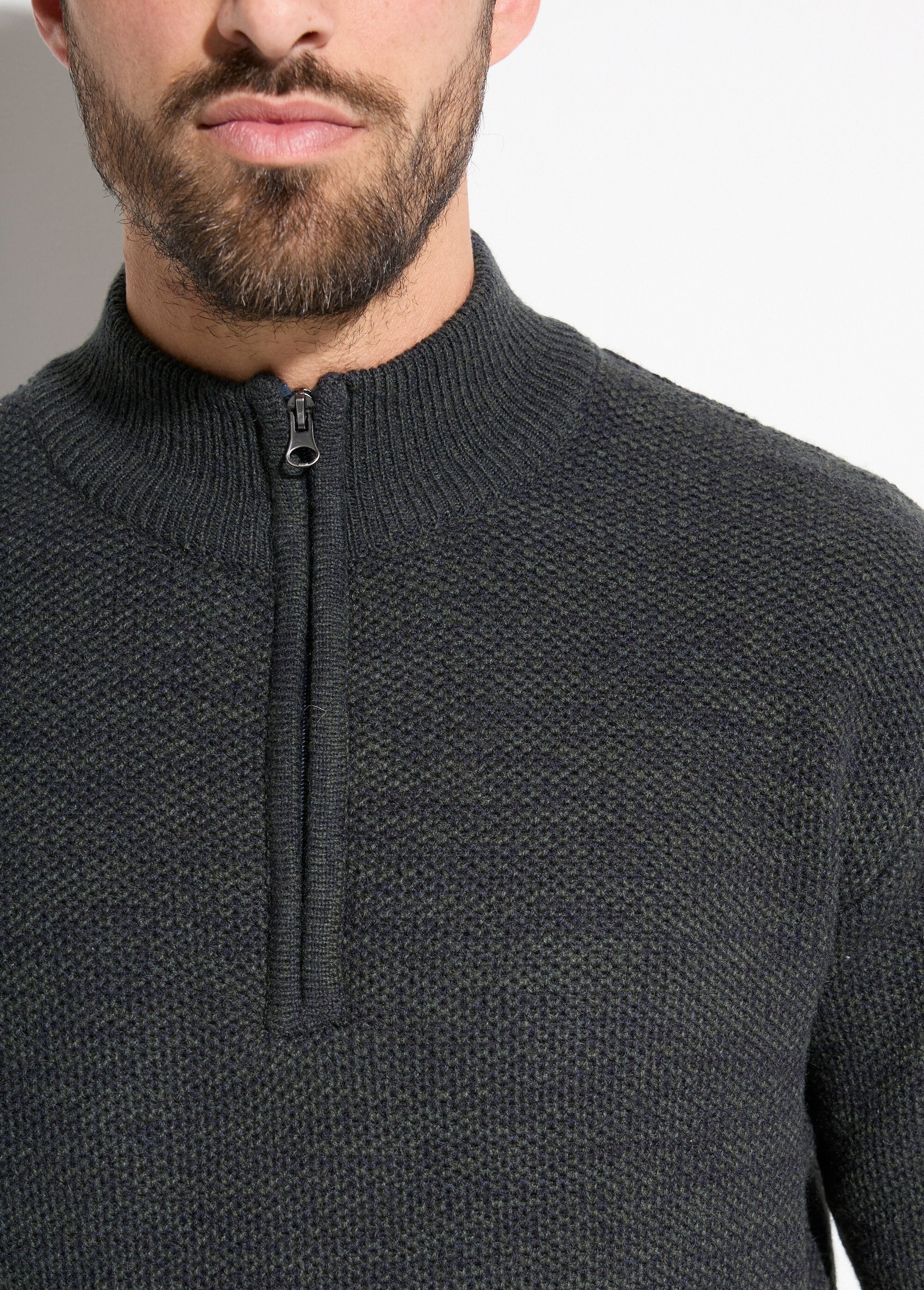 Pull_col_montant_zippé_maille_chinée_laine_Vert_DE1_slim