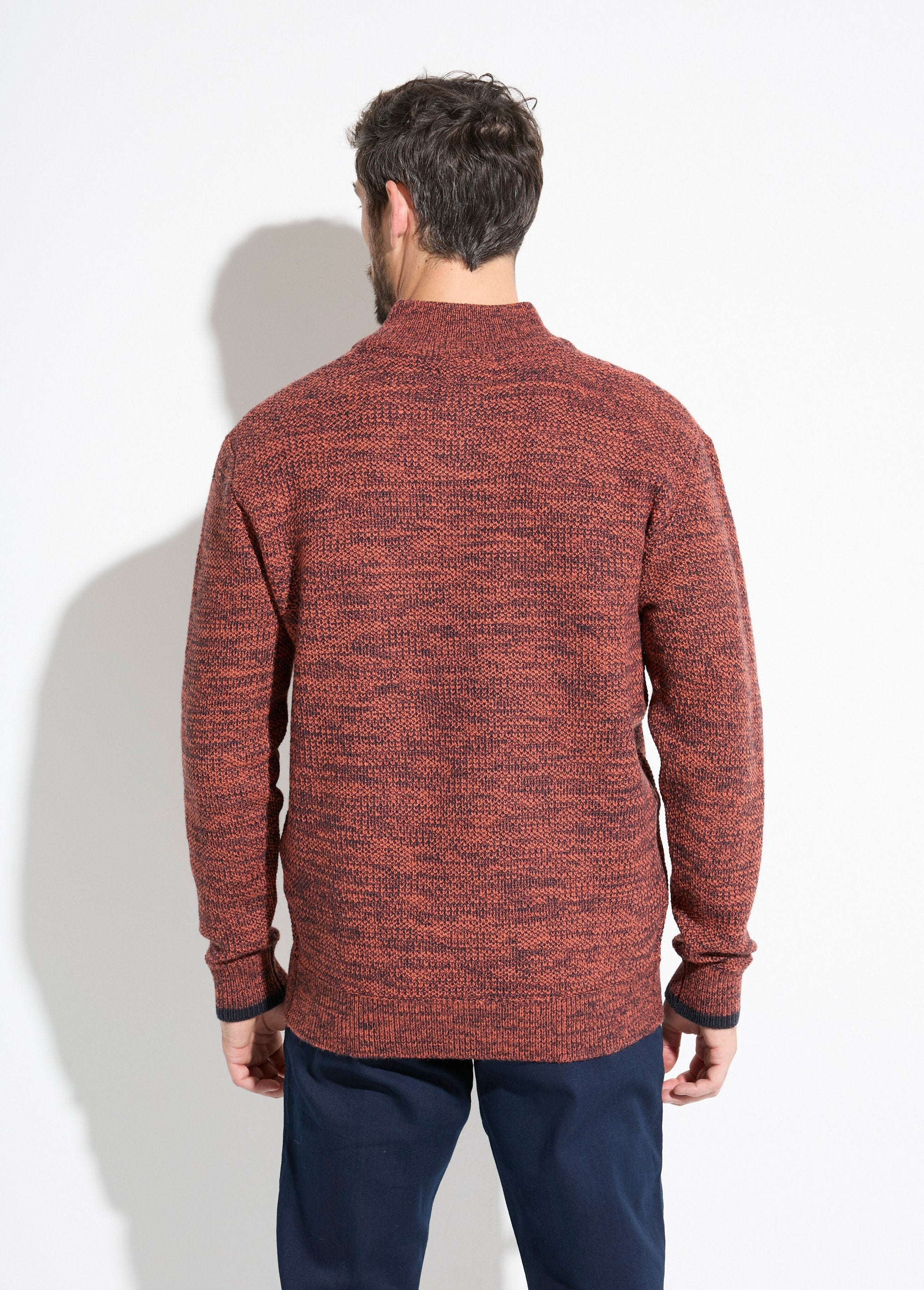 Suéter_de_cuello_alto_con_cremallera_en_punto_de_lana_jaspeada_Ladrillo_DO1_slim
