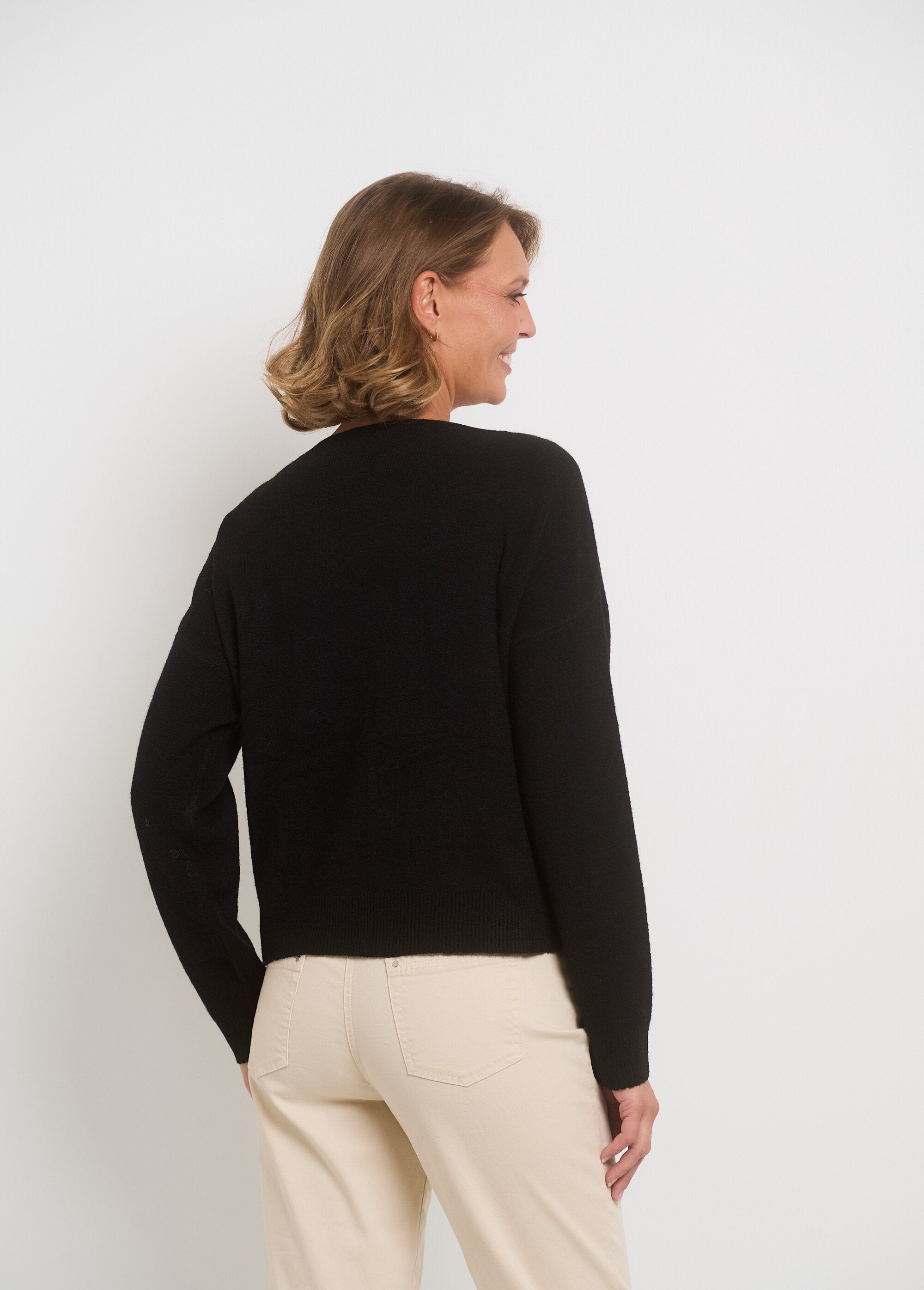 Jersey_de_manga_larga_con_bordado_de_corazón_Negro_DO1_slim