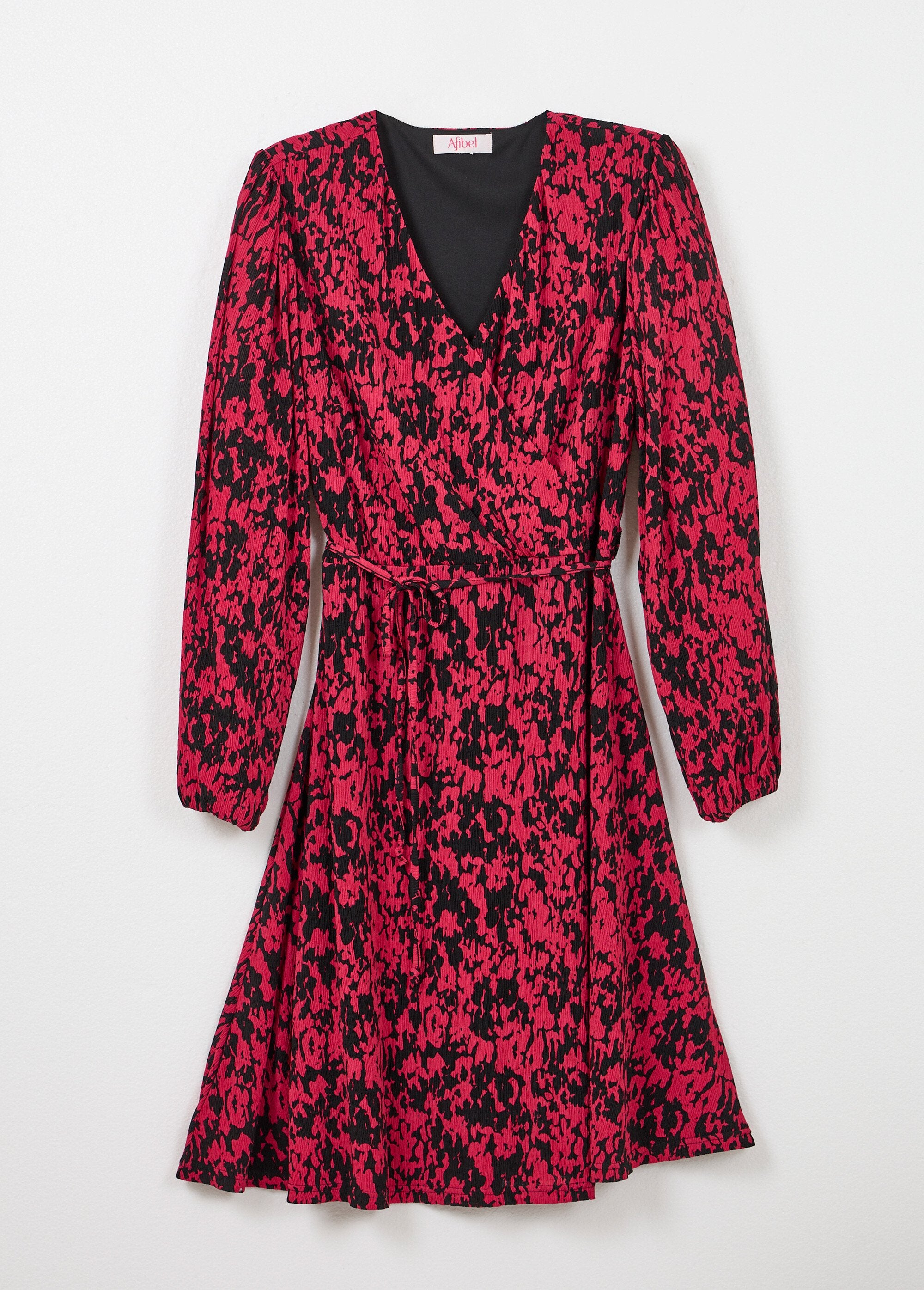 Vestido_corto_cruzado_con_estampado_tachiste_Negro_y_fucsia_AP1_slim