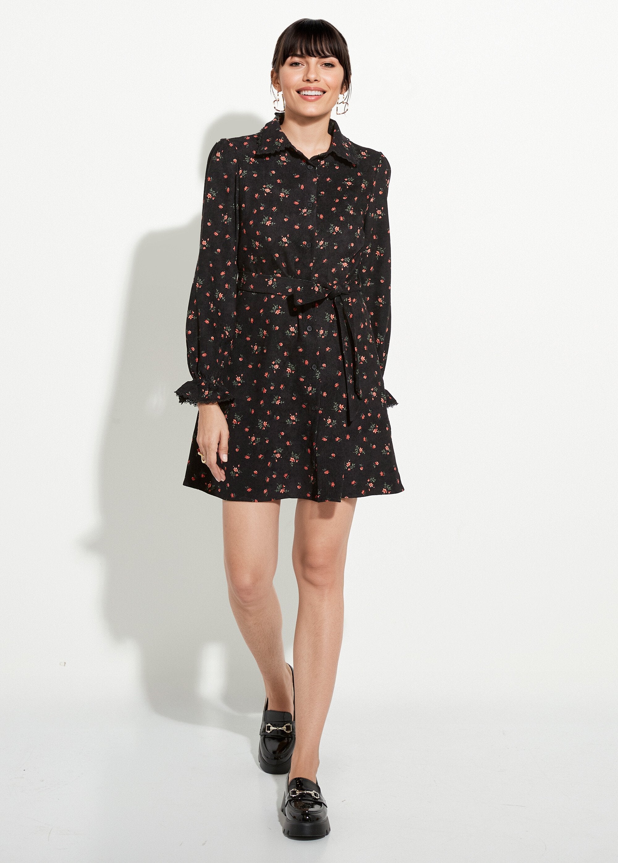 Vestido_de_terciopelo_con_estampado_de_rosas_Impresión_en_negro__FA1_slim